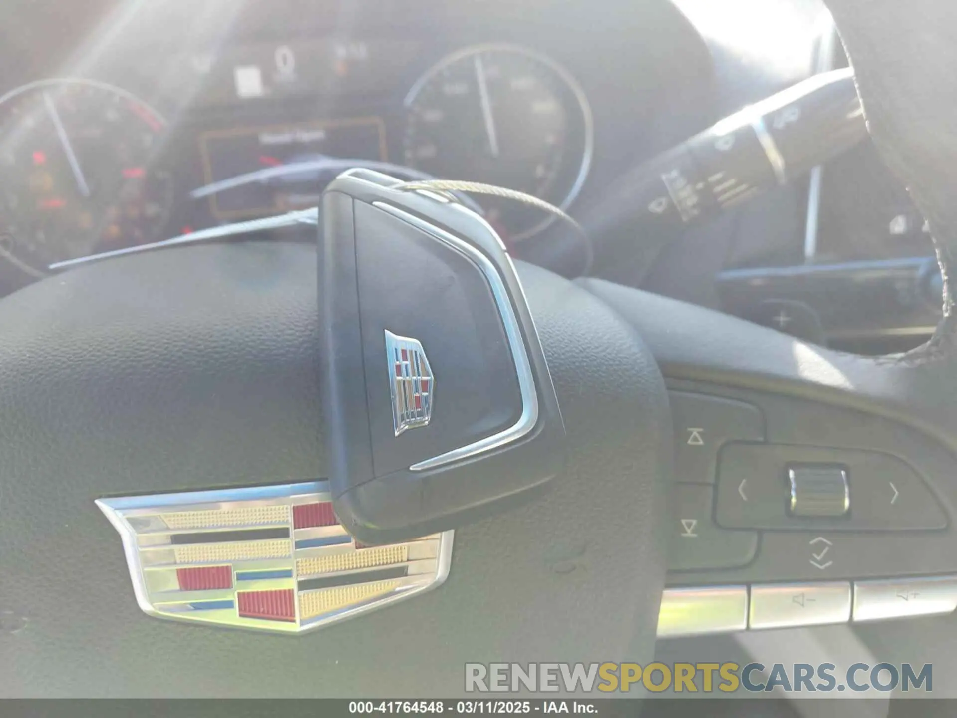 11 fotografías del automóvil dañado 1G6DJ5RK0P0111175 CADILLAC CT4 2023