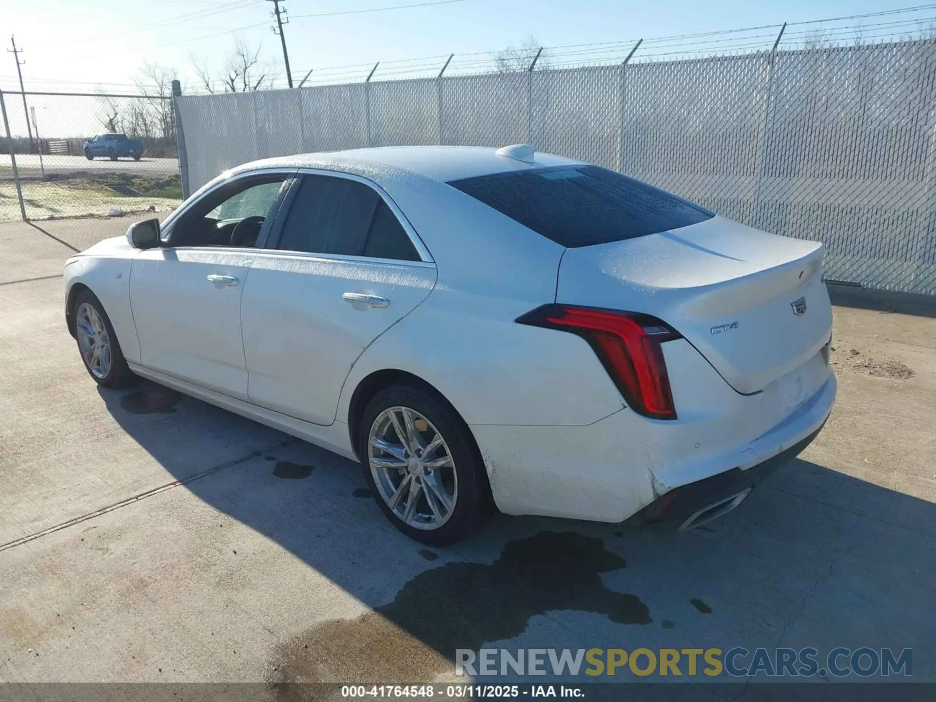 3 fotografías del automóvil dañado 1G6DJ5RK0P0111175 CADILLAC CT4 2023
