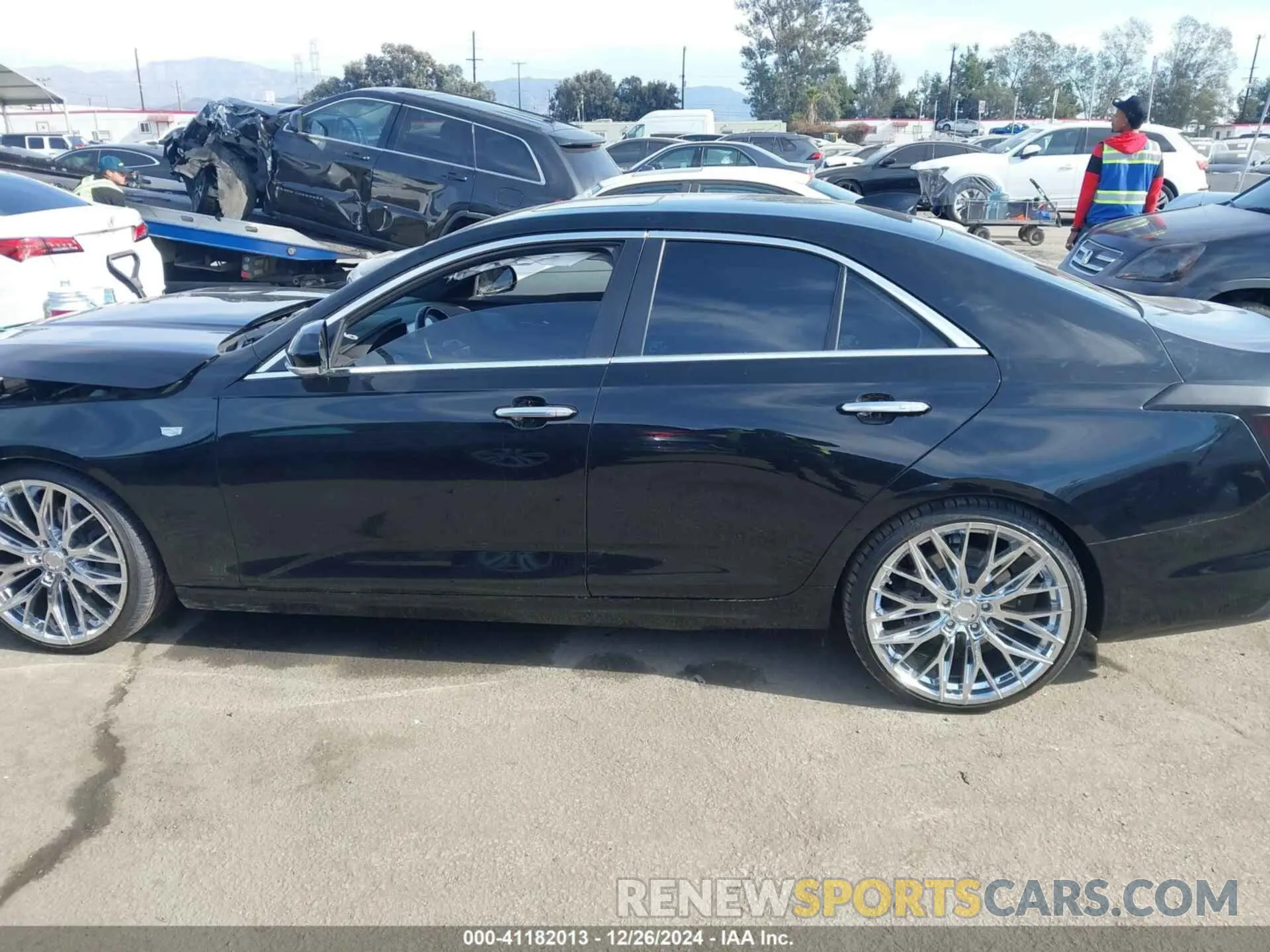 14 fotografías del automóvil dañado 1G6DJ5RK9P0119002 CADILLAC CT4 2023