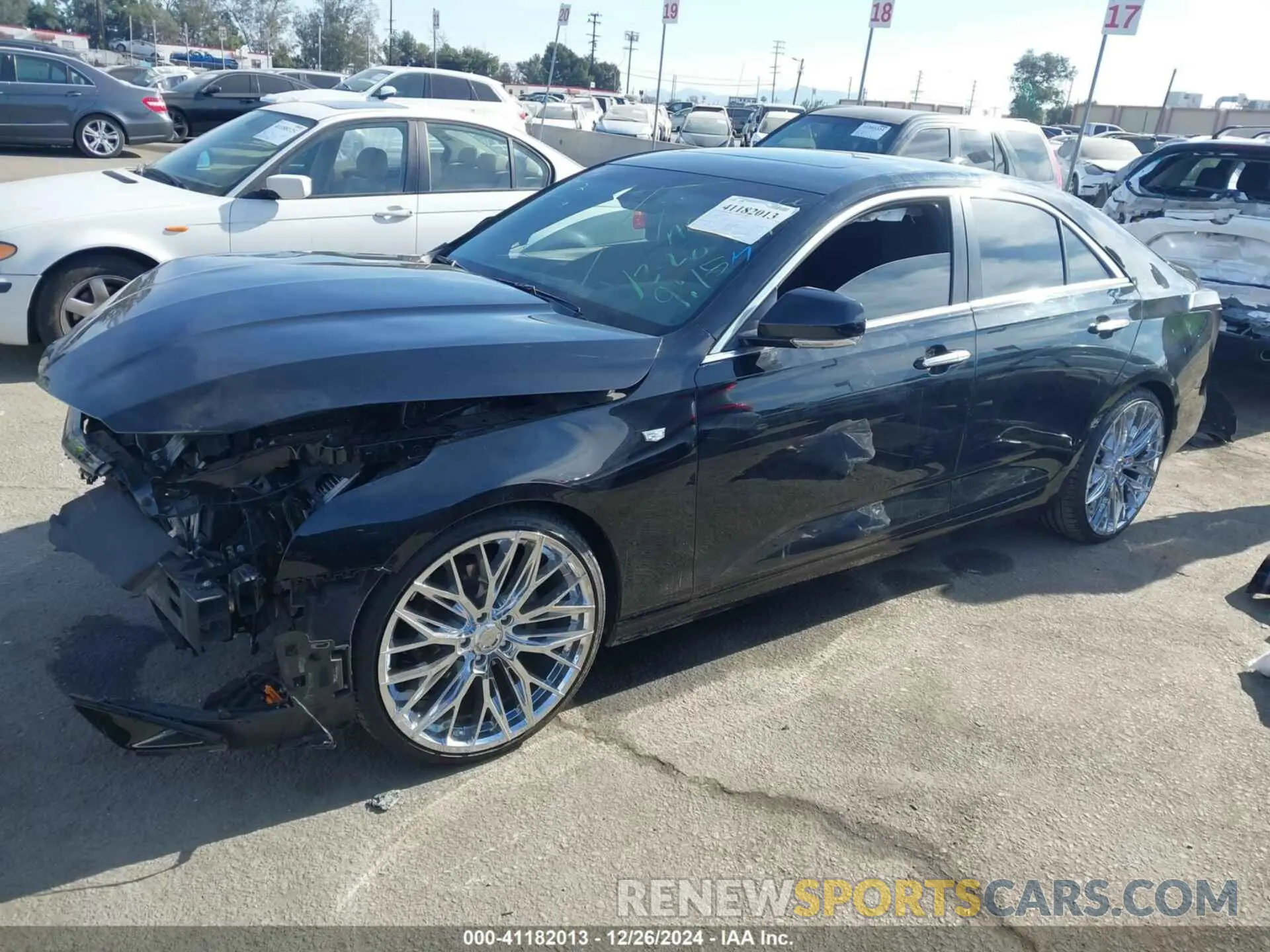 2 fotografías del automóvil dañado 1G6DJ5RK9P0119002 CADILLAC CT4 2023