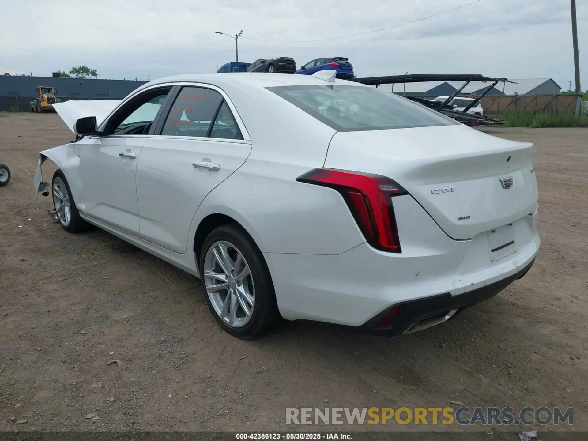 3 fotografías del automóvil dañado 1G6DK5RK2P0108016 CADILLAC CT4 2023