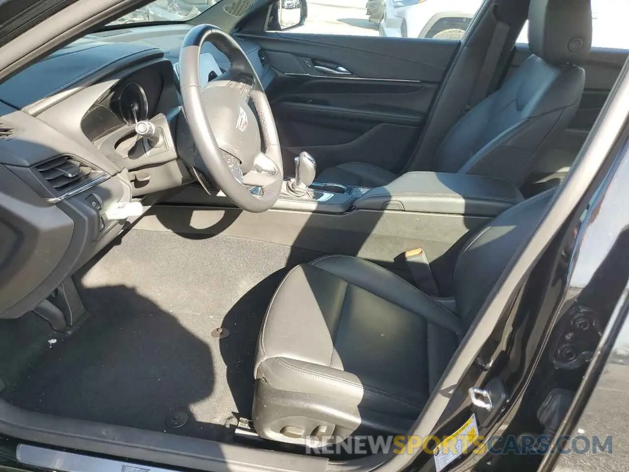 7 fotografías del automóvil dañado 1G6DA5RK0R0128576 CADILLAC CT4 2024