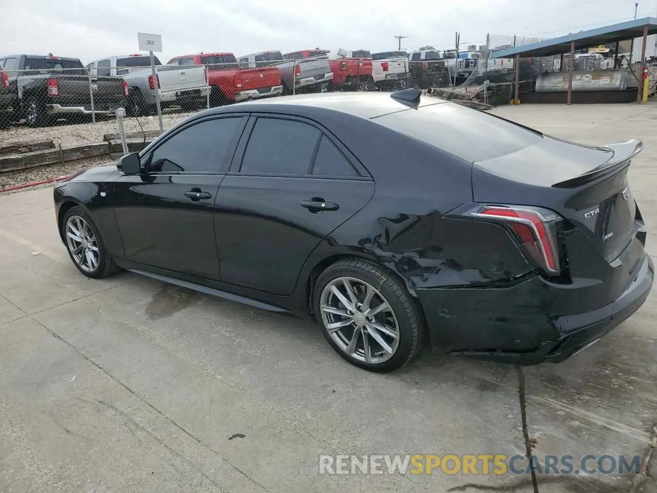 2 fotografías del automóvil dañado 1G6DG5RK4R0108409 CADILLAC CT4 2024