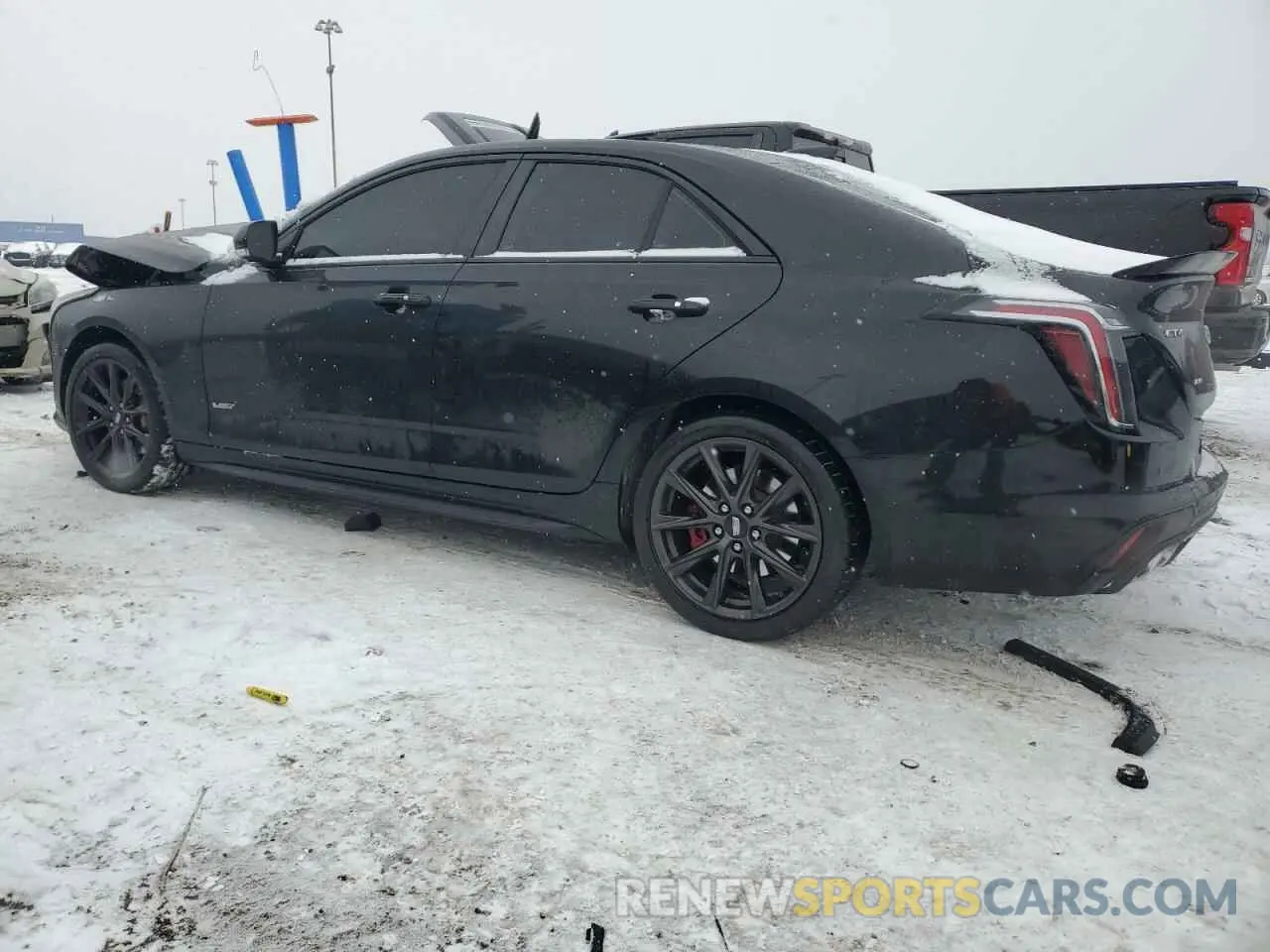 2 fotografías del automóvil dañado 1G6DH5RL3S0103892 CADILLAC CT4 2025