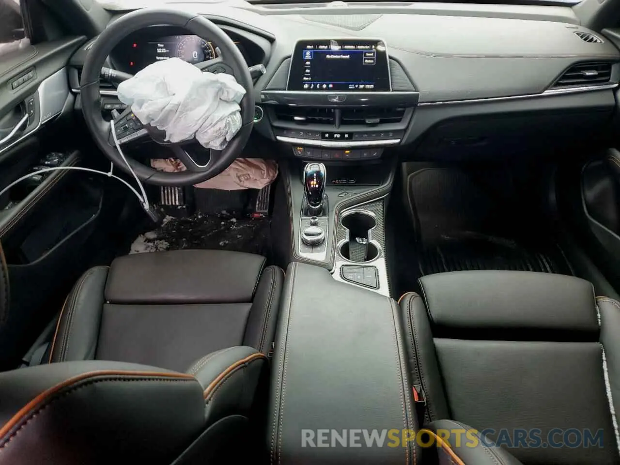 8 fotografías del automóvil dañado 1G6DH5RL3S0103892 CADILLAC CT4 2025