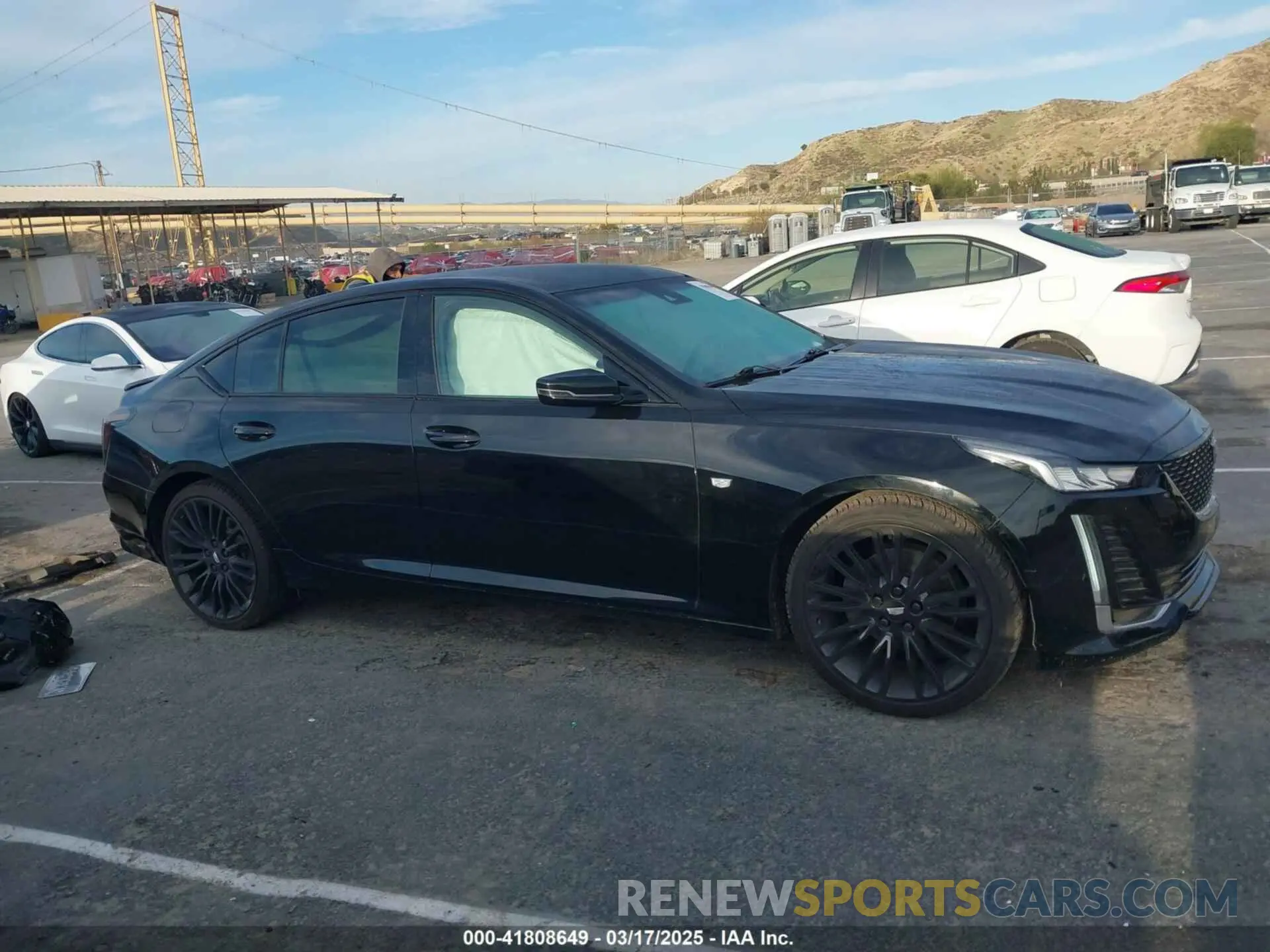 13 fotografías del automóvil dañado 1G6DM5RK5L0131469 CADILLAC CT5 2020