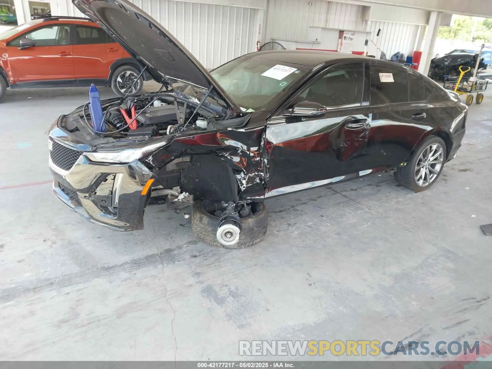 2 fotografías del automóvil dañado 1G6DP5RK7L0154923 CADILLAC CT5 2020