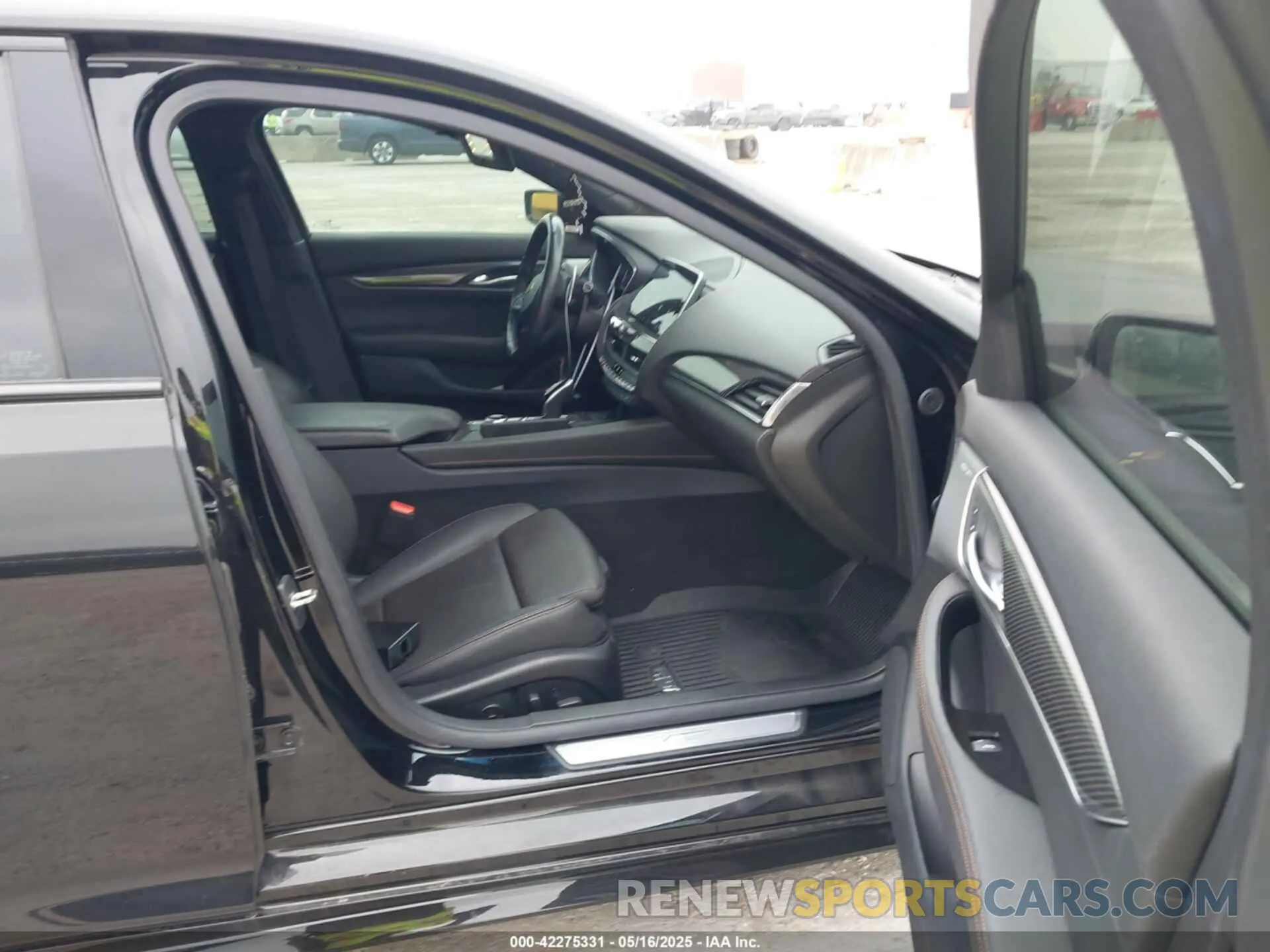5 fotografías del automóvil dañado 1G6DR5RW9L0145203 CADILLAC CT5 2020