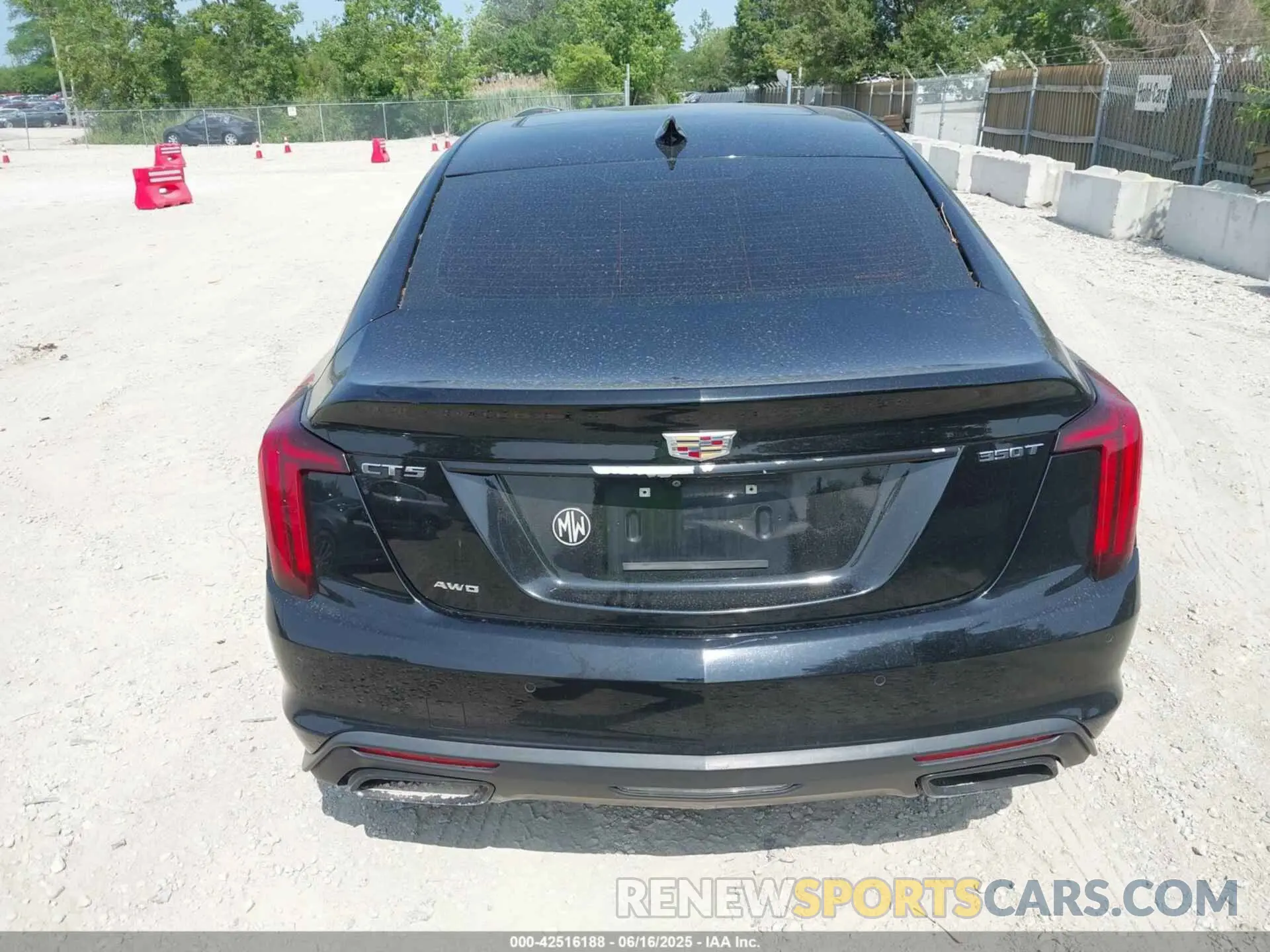 16 fotografías del automóvil dañado 1G6DT5RK9L0127136 CADILLAC CT5 2020