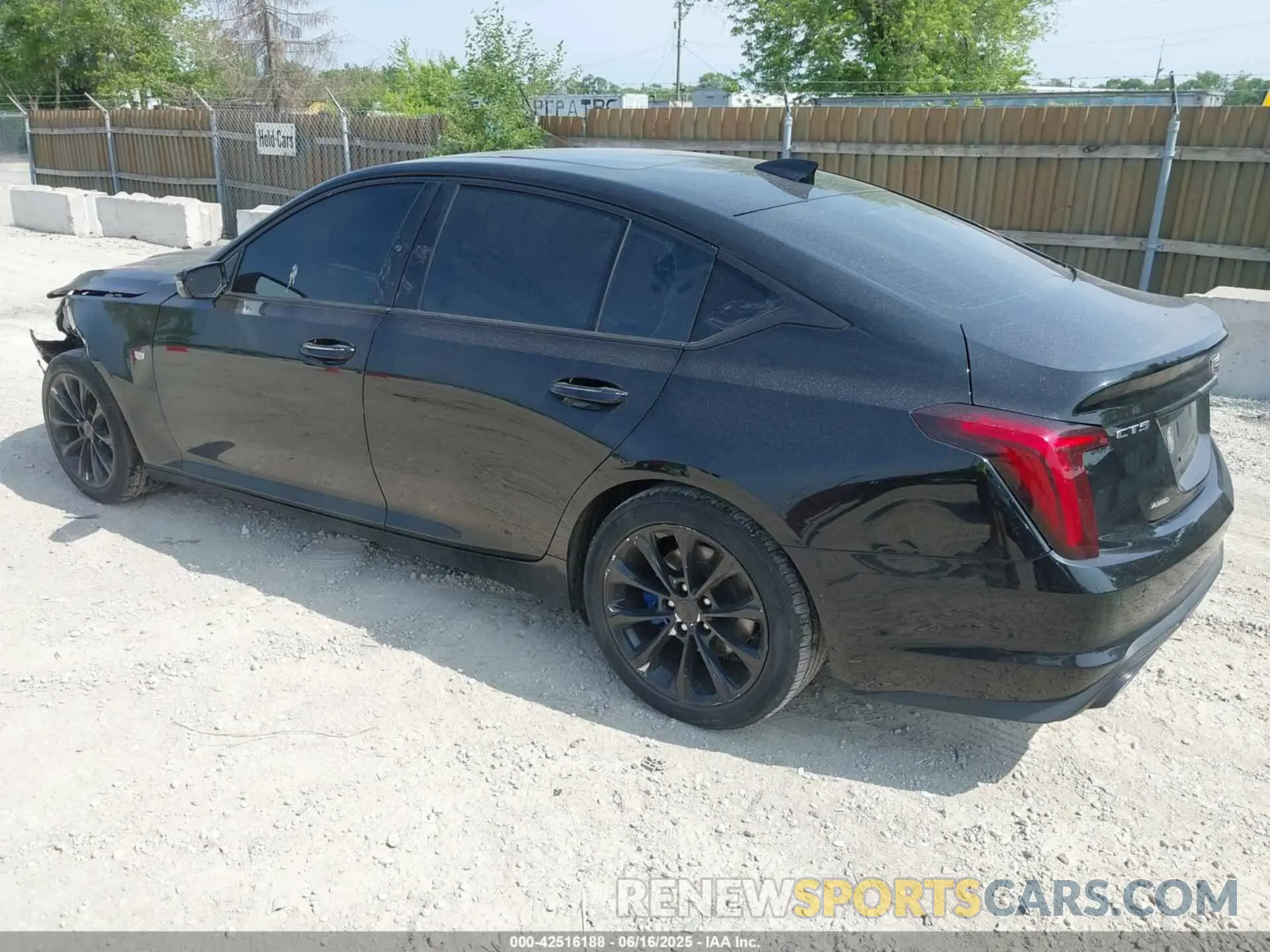 3 fotografías del automóvil dañado 1G6DT5RK9L0127136 CADILLAC CT5 2020