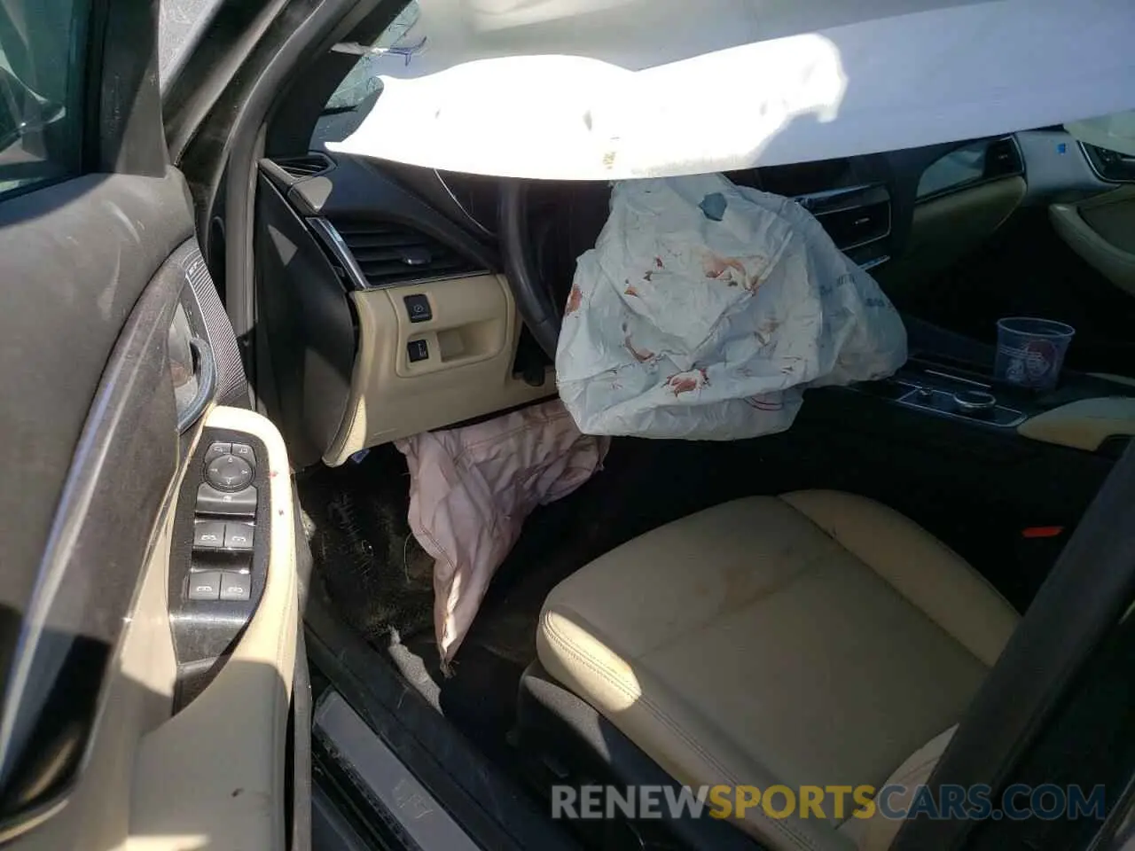 8 fotografías del automóvil dañado 1G6DW5RK7L0130737 CADILLAC CT5 2020