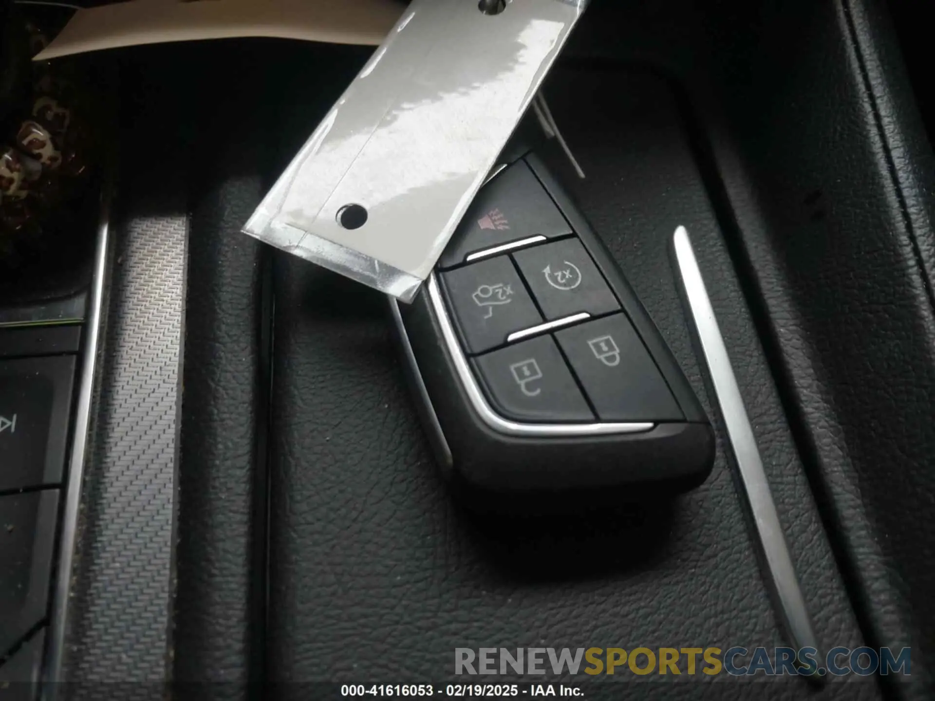 11 fotografías del automóvil dañado 1G6DN5RK4N0108040 CADILLAC CT5 2022