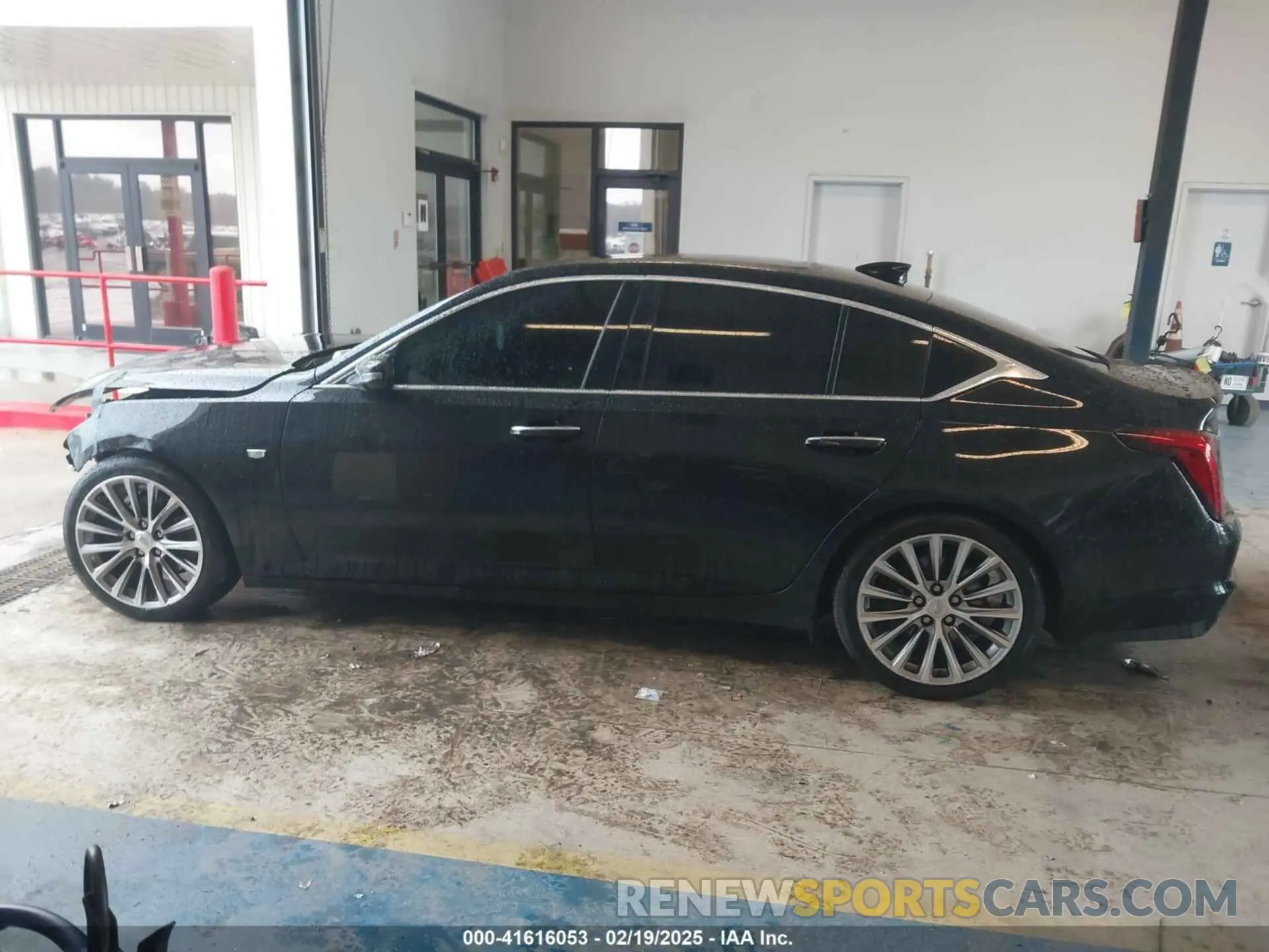 14 fotografías del automóvil dañado 1G6DN5RK4N0108040 CADILLAC CT5 2022