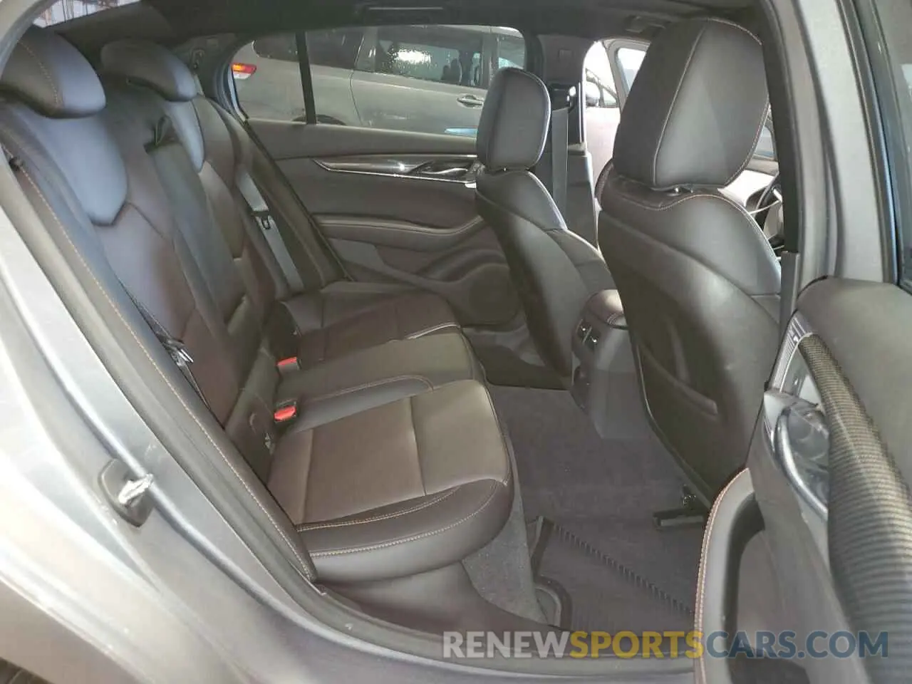 10 fotografías del automóvil dañado 1G6DU5RK8N0124387 CADILLAC CT5 2022