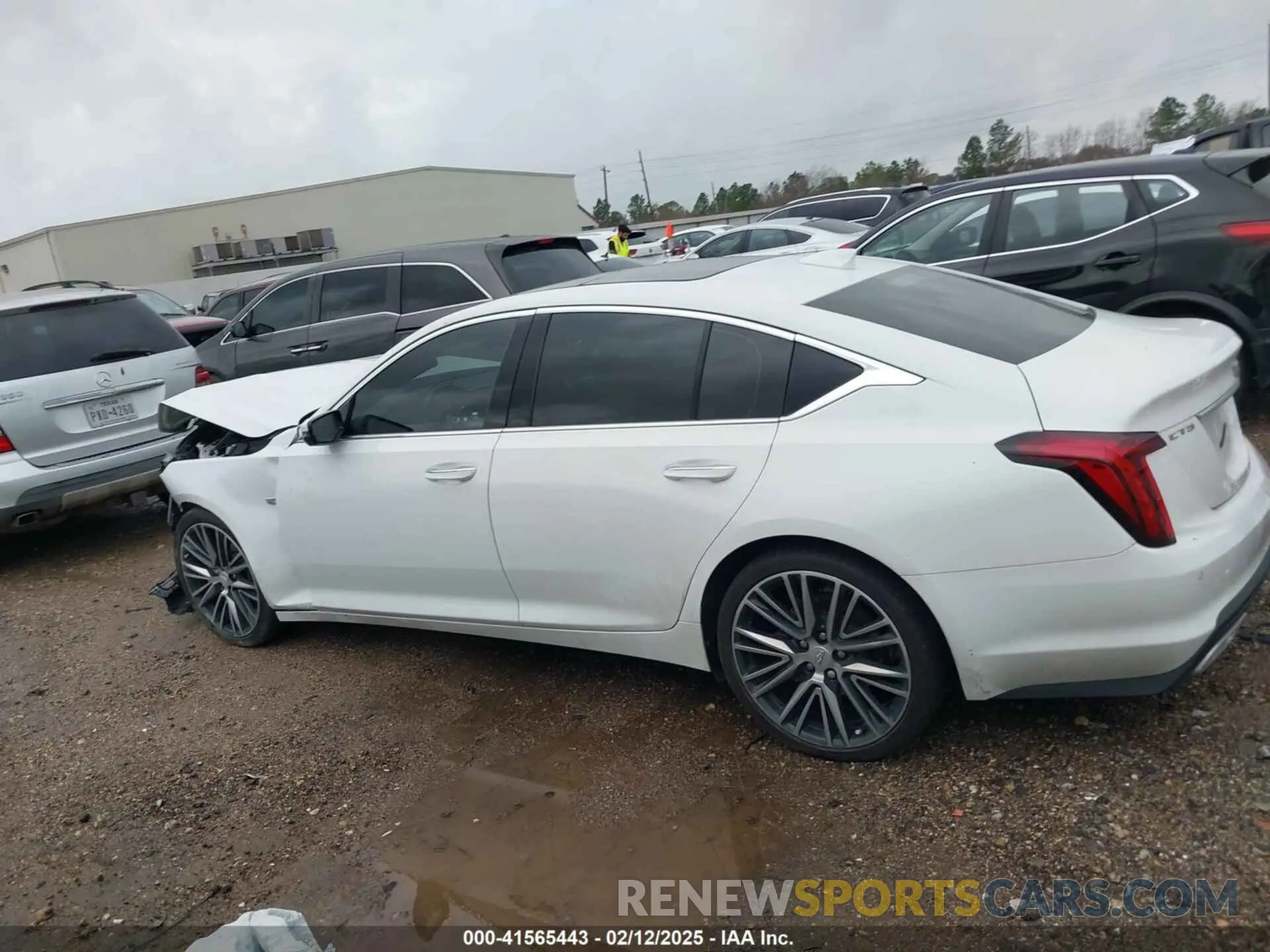 14 fotografías del automóvil dañado 1G6DN5RKXP0123435 CADILLAC CT5 2023