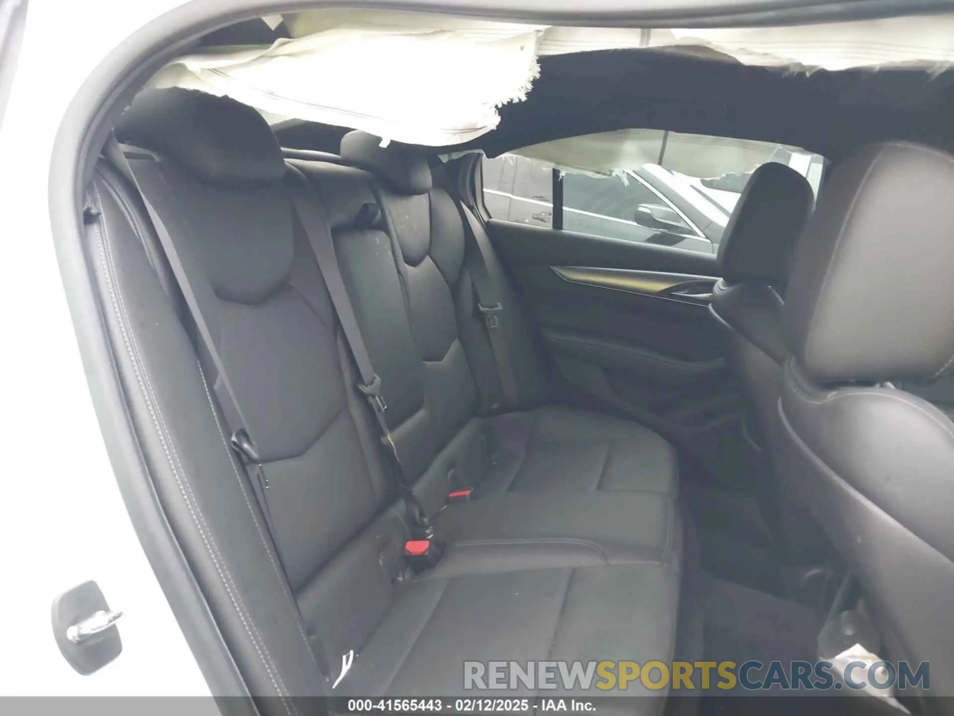 8 fotografías del automóvil dañado 1G6DN5RKXP0123435 CADILLAC CT5 2023