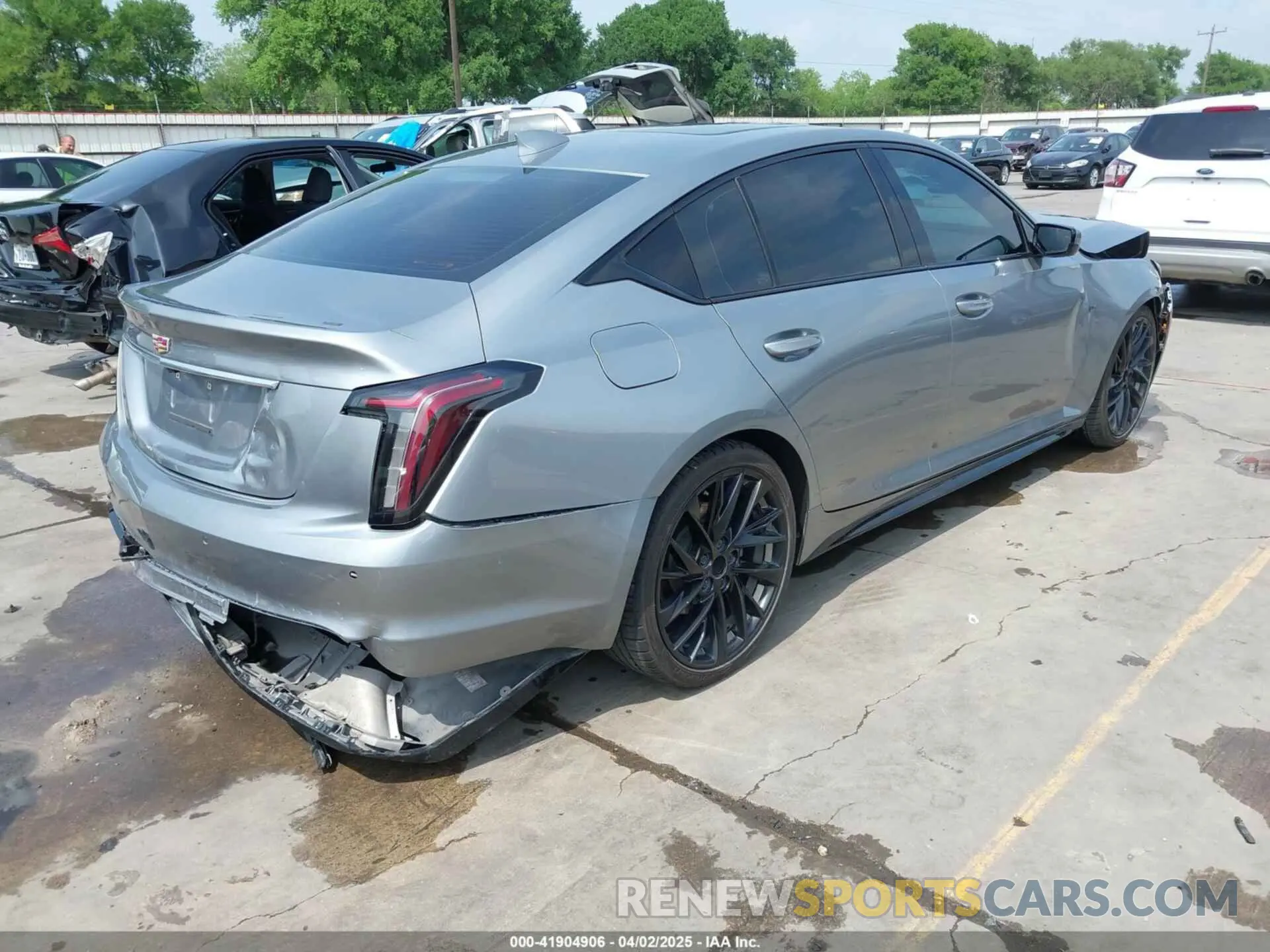 4 fotografías del automóvil dañado 1G6DP5RK7P0113696 CADILLAC CT5 2023