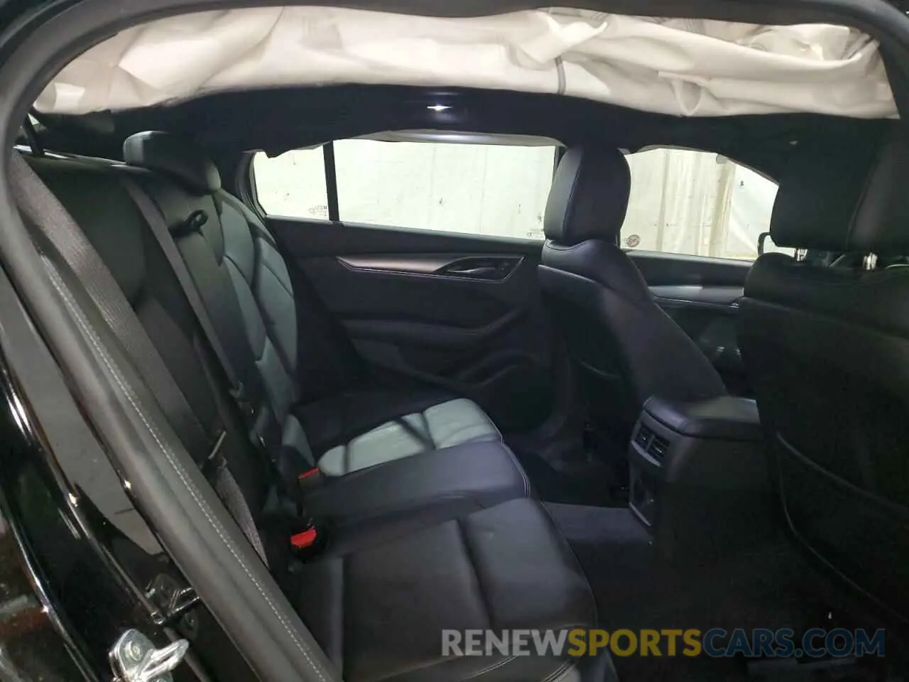 10 fotografías del automóvil dañado 1G6DS5RK2P0112101 CADILLAC CT5 2023