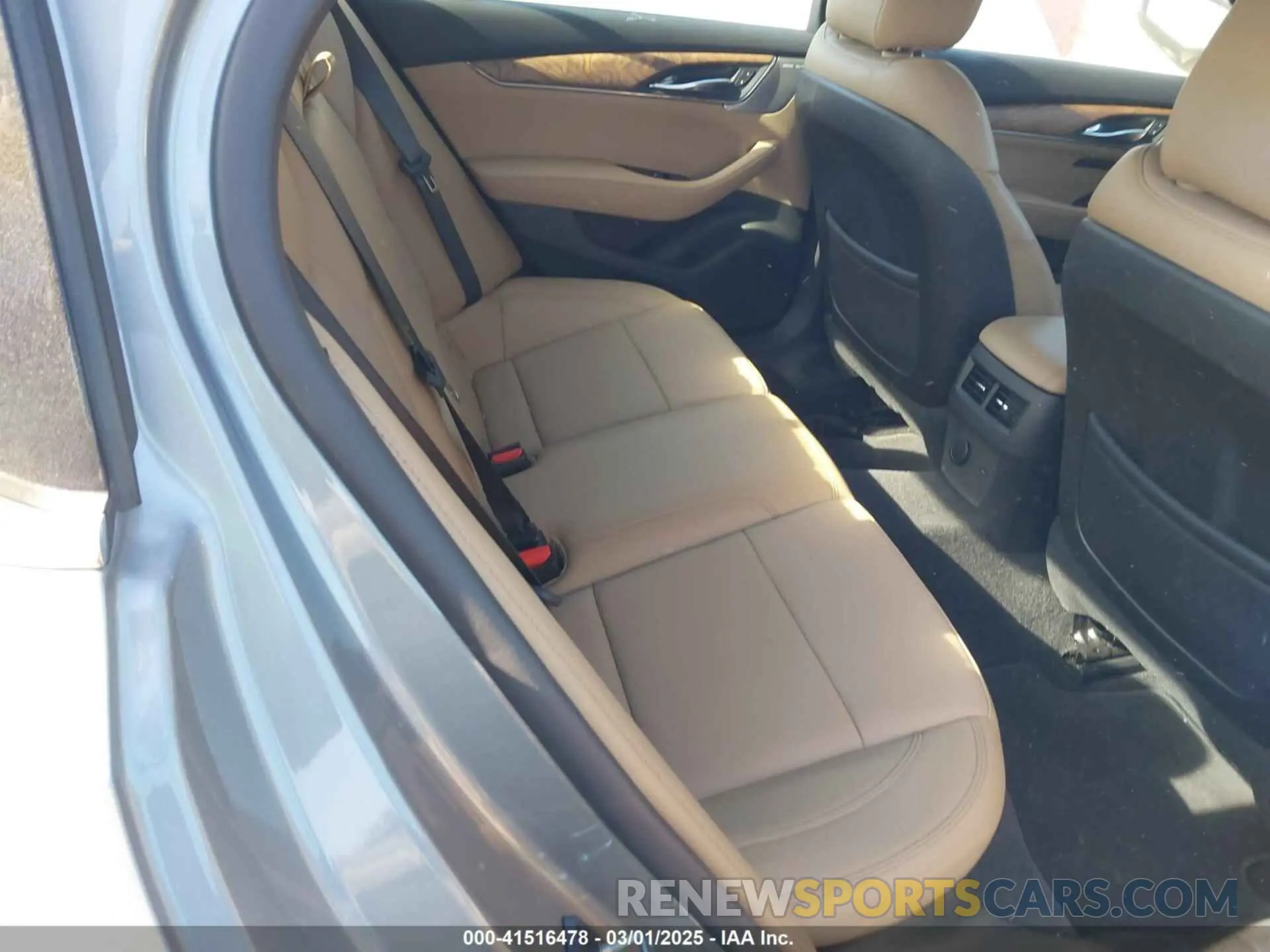 8 fotografías del automóvil dañado 1G6DS5RW4P0134281 CADILLAC CT5 2023