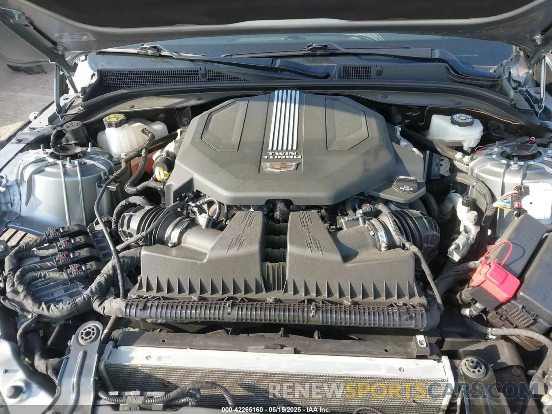 10 fotografías del automóvil dañado 1G6DS5RW5P0110376 CADILLAC CT5 2023
