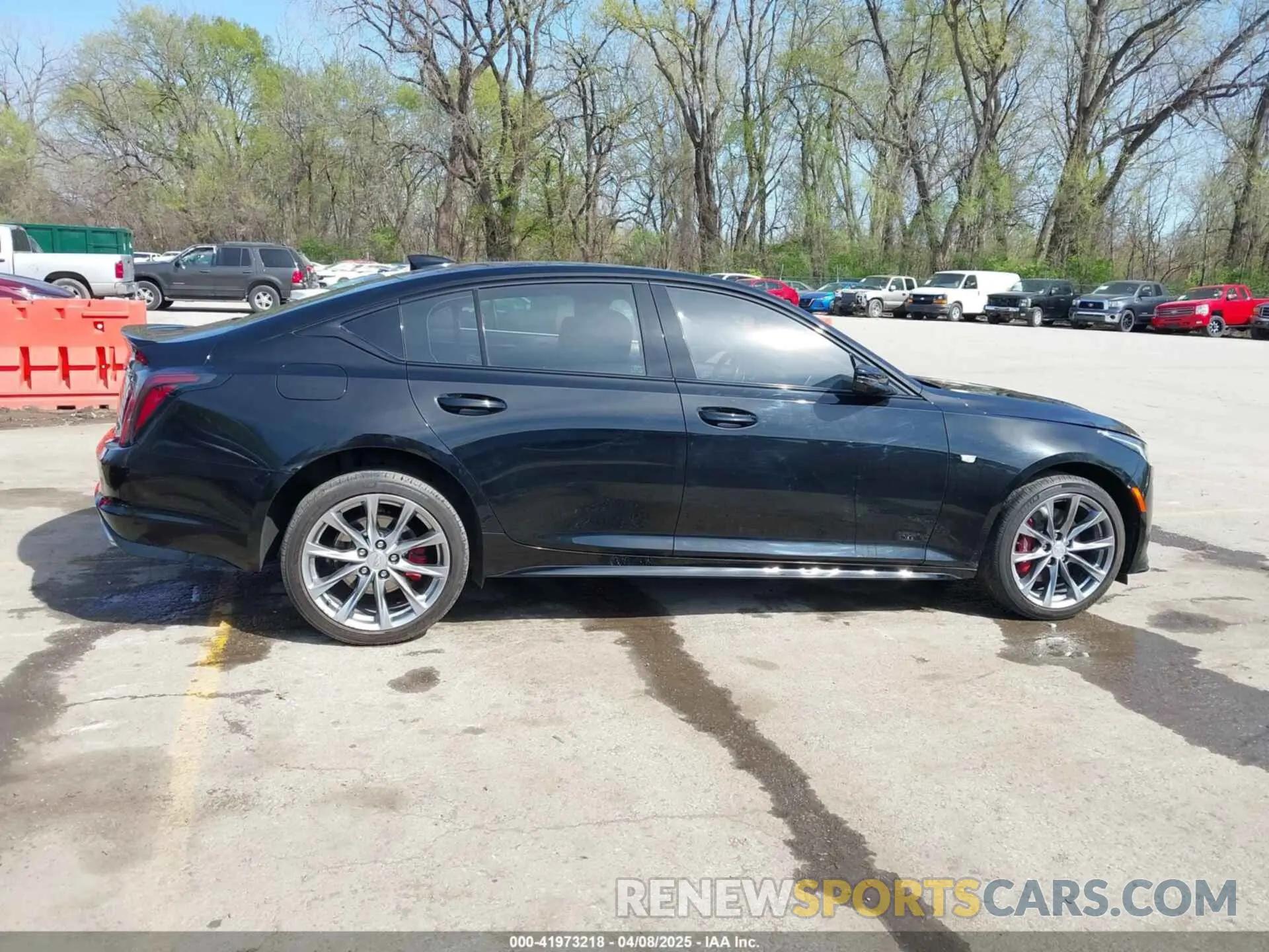 13 fotografías del automóvil dañado 1G6DU5RK5P0103466 CADILLAC CT5 2023