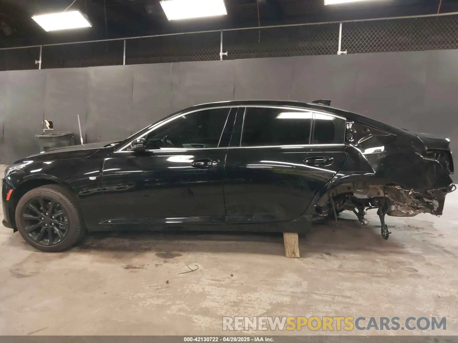 15 fotografías del automóvil dañado 1G6DX5RK7P0135813 CADILLAC CT5 2023