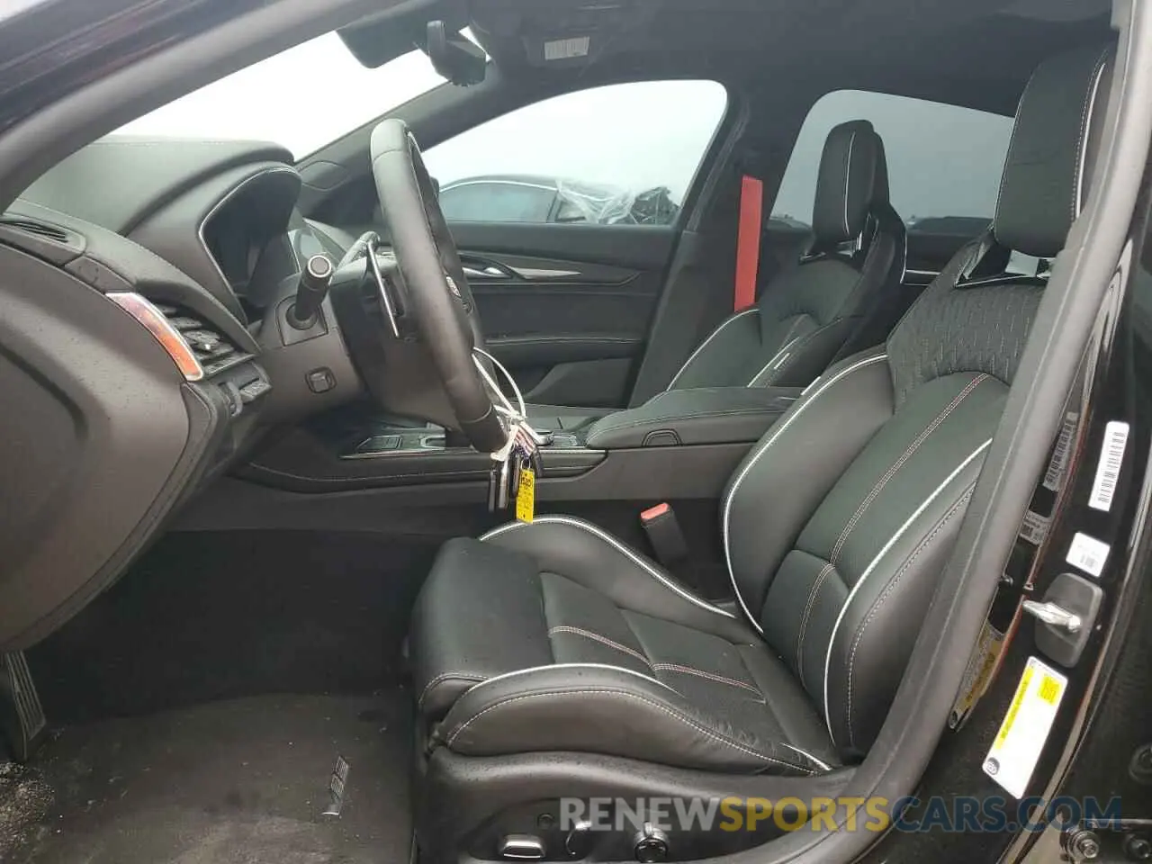 7 fotografías del automóvil dañado 1G6D35R67R0810464 CADILLAC CT5 2024