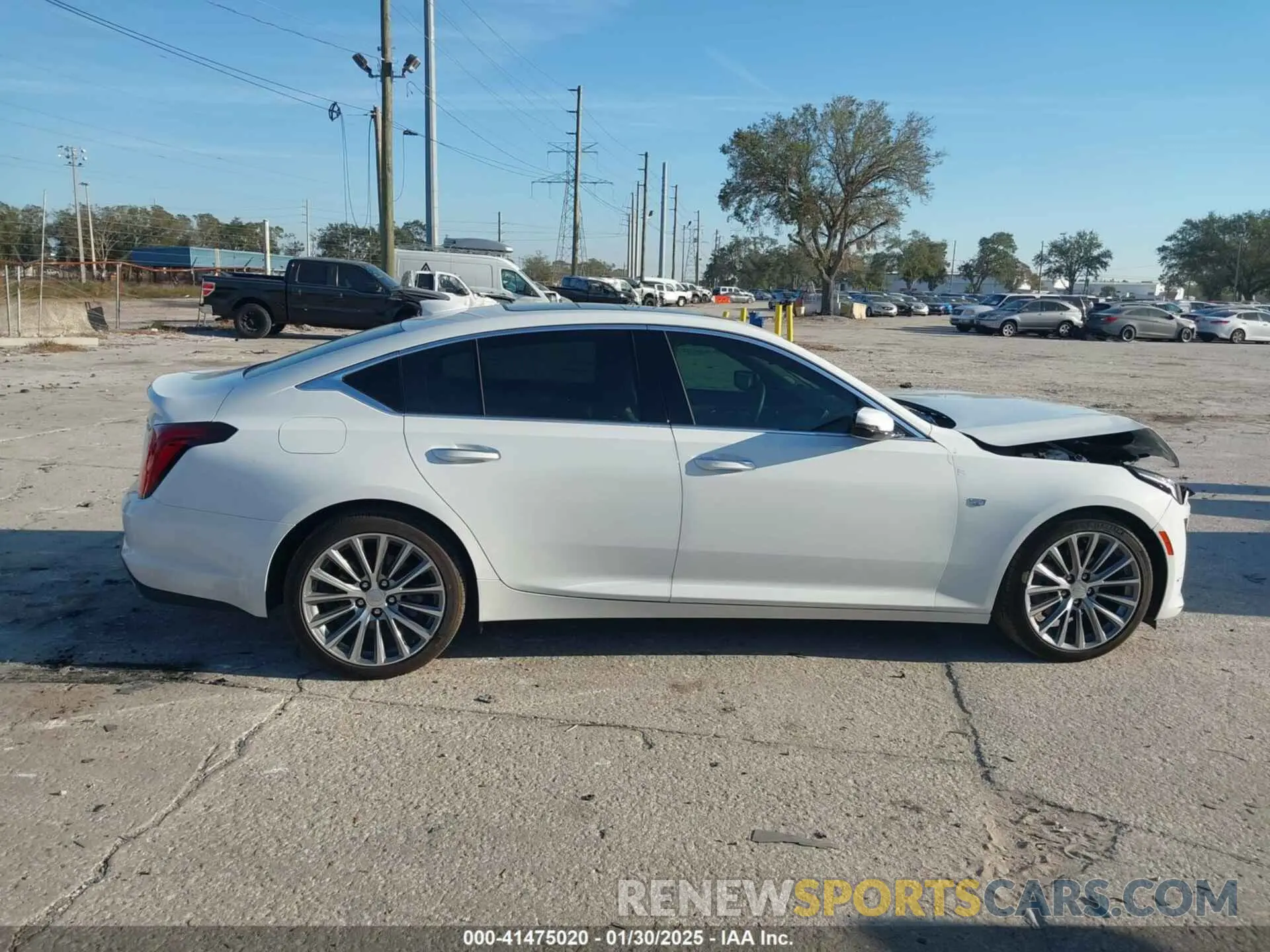 13 fotografías del automóvil dañado 1G6DN5RK4R0130576 CADILLAC CT5 2024