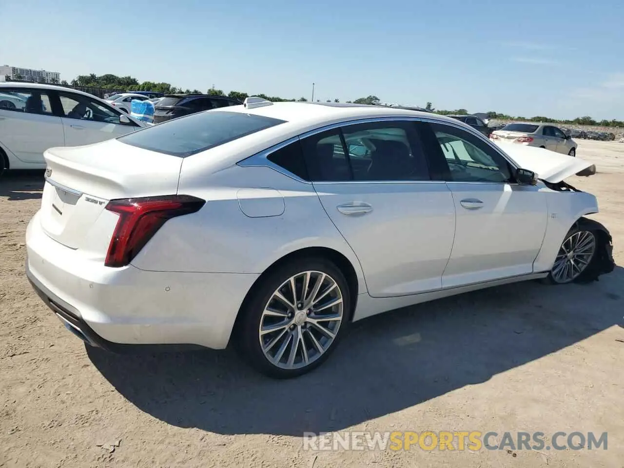 3 fotografías del automóvil dañado 1G6DN5RK5R0121594 CADILLAC CT5 2024