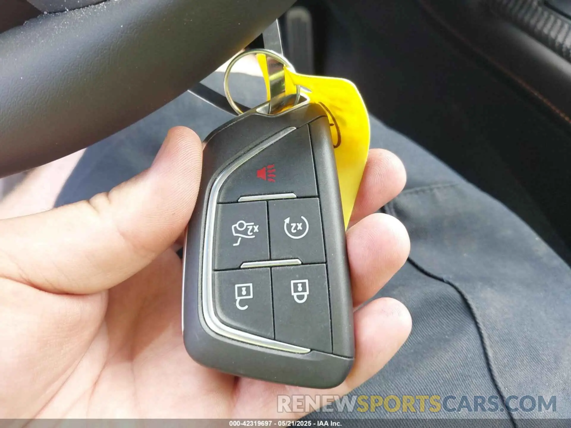 11 fotografías del automóvil dañado 1G6DP5RK3R0127081 CADILLAC CT5 2024