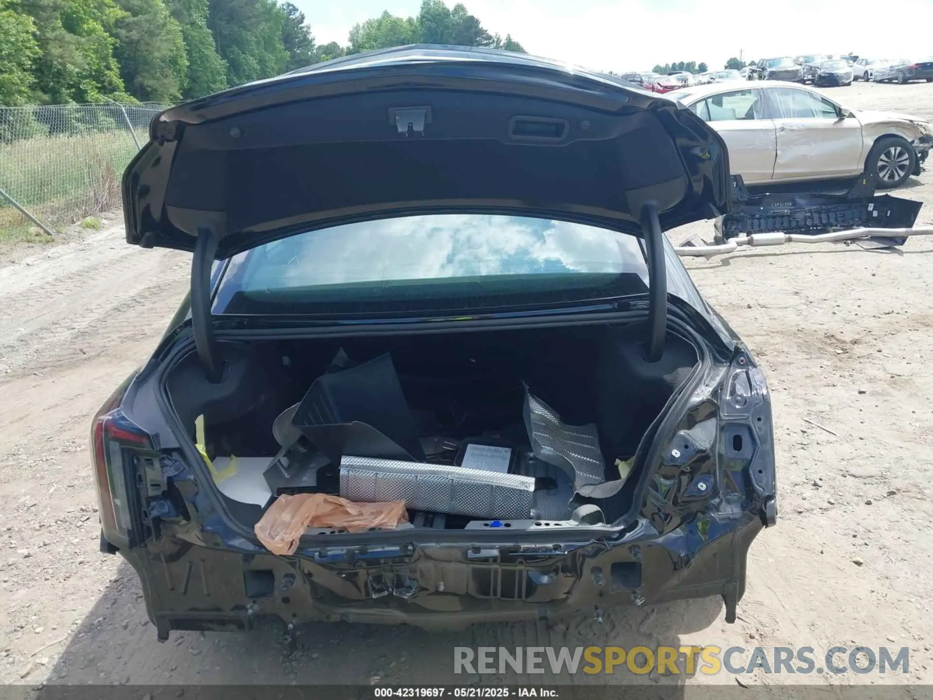 17 fotografías del automóvil dañado 1G6DP5RK3R0127081 CADILLAC CT5 2024