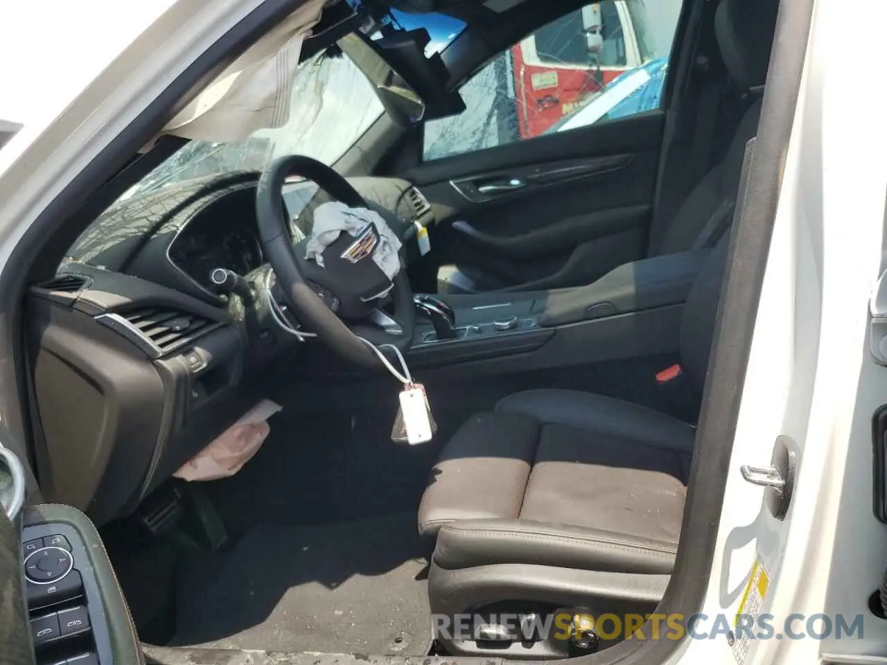 7 fotografías del automóvil dañado 1G6DP5RK6R0126197 CADILLAC CT5 2024