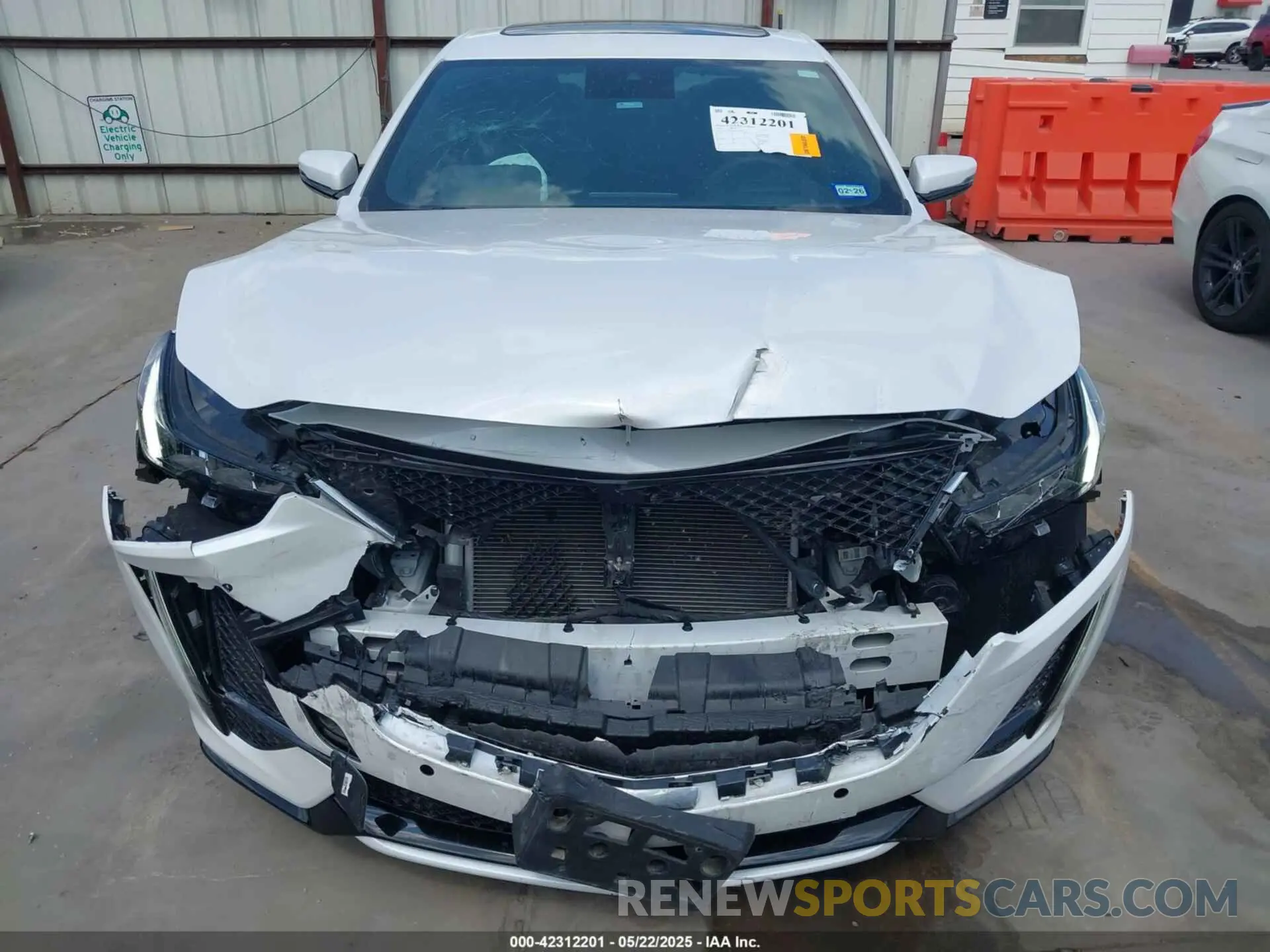 12 fotografías del automóvil dañado 1G6DP5RKXR0119799 CADILLAC CT5 2024