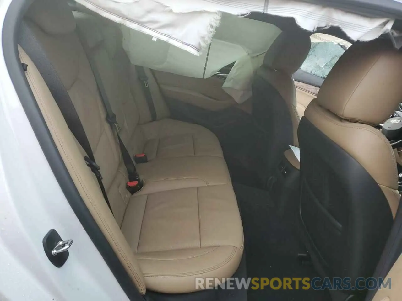 10 fotografías del automóvil dañado 1G6DT5RK4R0103934 CADILLAC CT5 2024