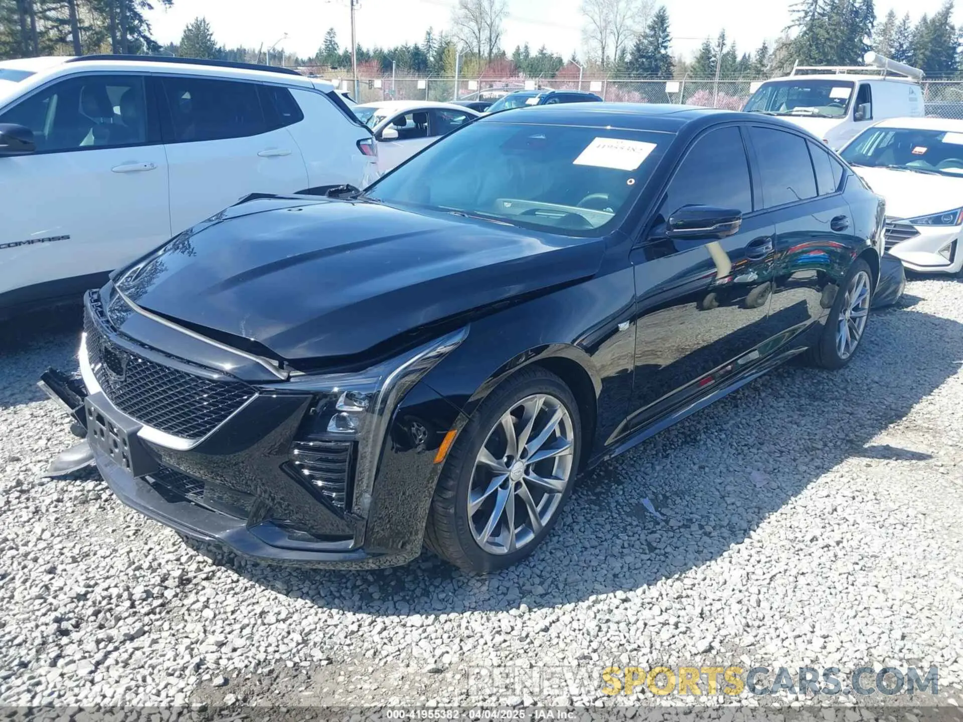 2 fotografías del automóvil dañado 1G6DP5RK0S0109112 CADILLAC CT5 2025