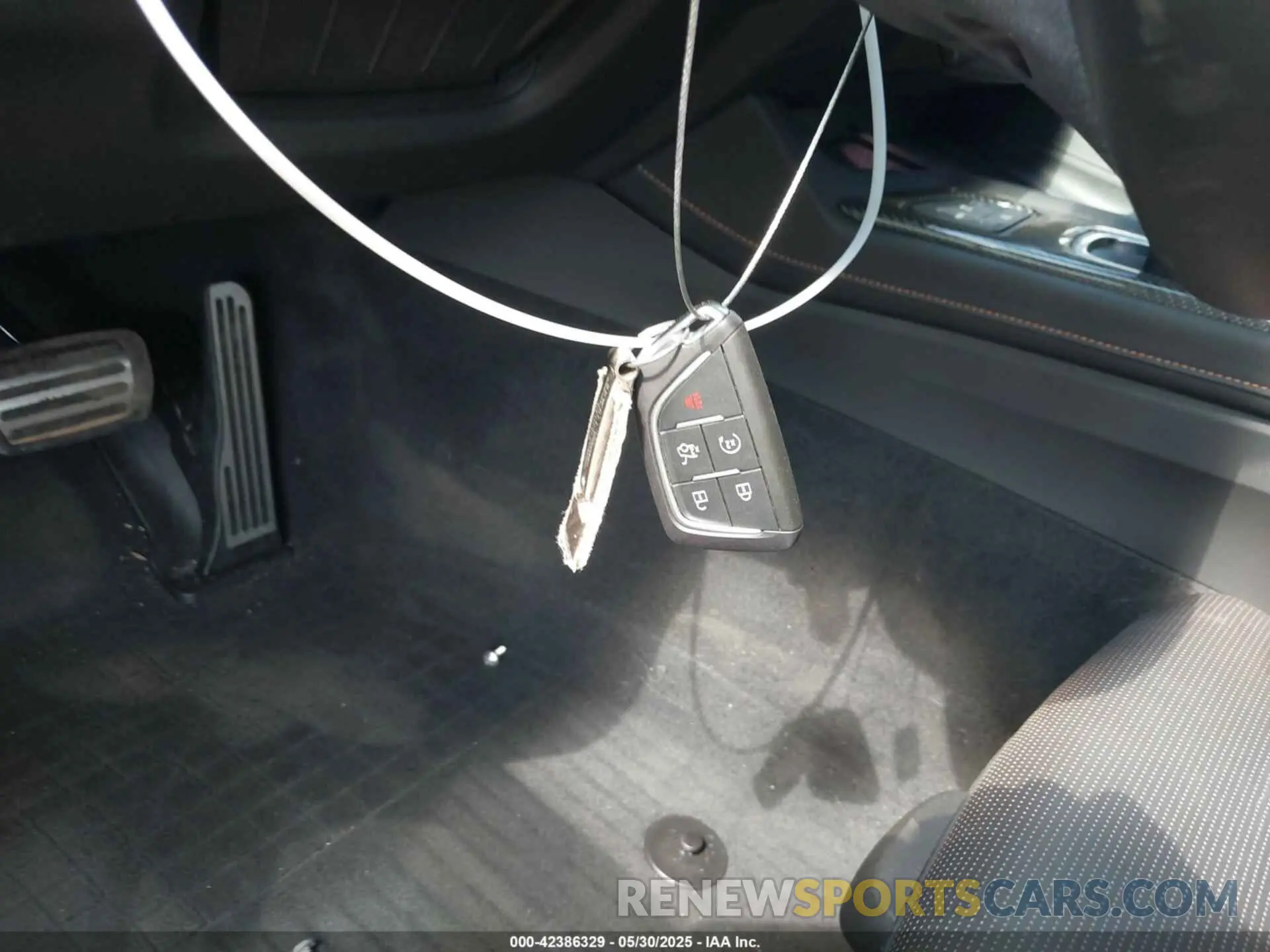 11 fotografías del automóvil dañado 1G6DP5RK3S0100470 CADILLAC CT5 2025