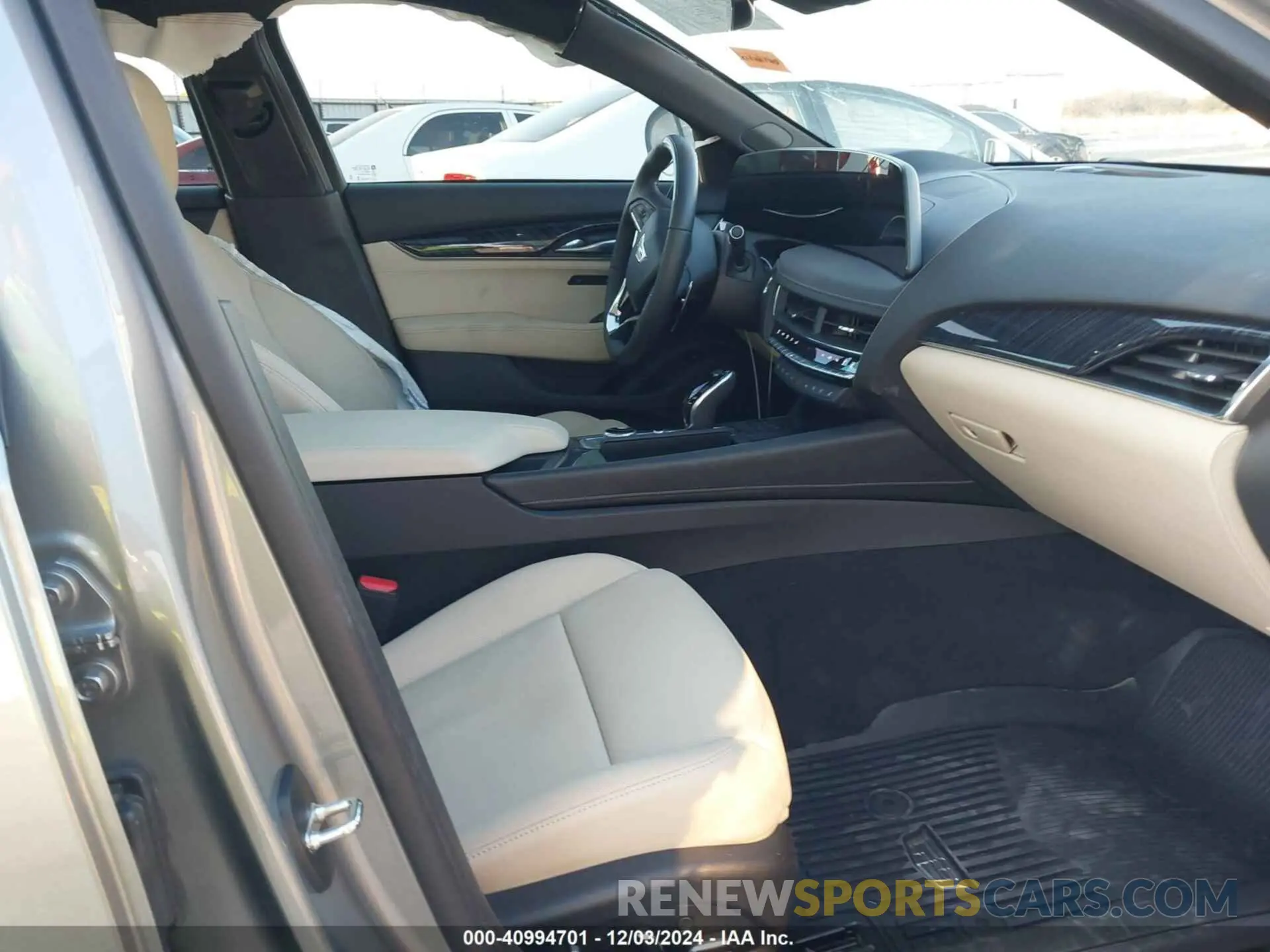 5 fotografías del automóvil dañado 1G6DS5RW8S0101910 CADILLAC CT5 2025