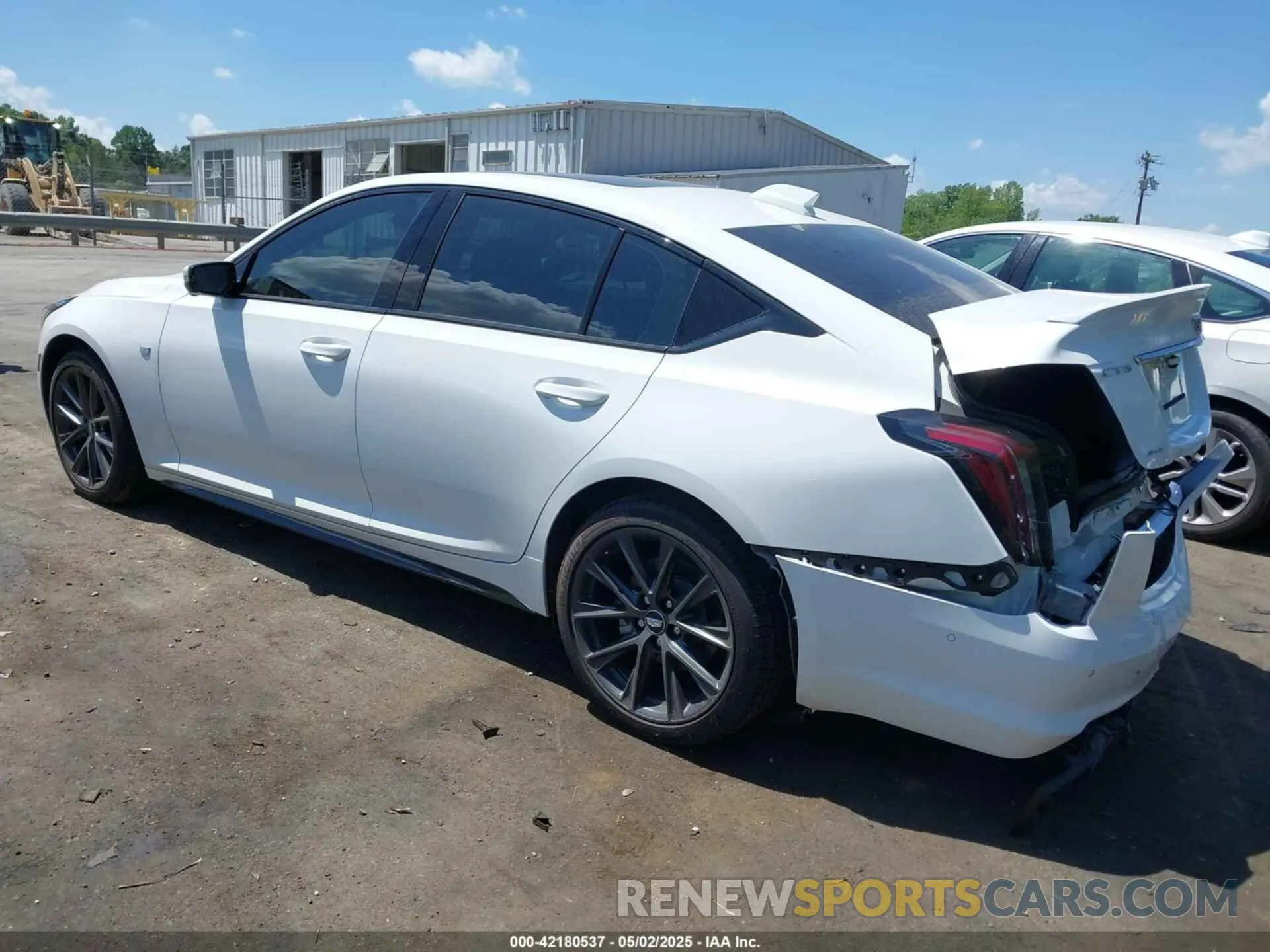 3 fotografías del automóvil dañado 1G6DU5RKXS0113726 CADILLAC CT5 2025