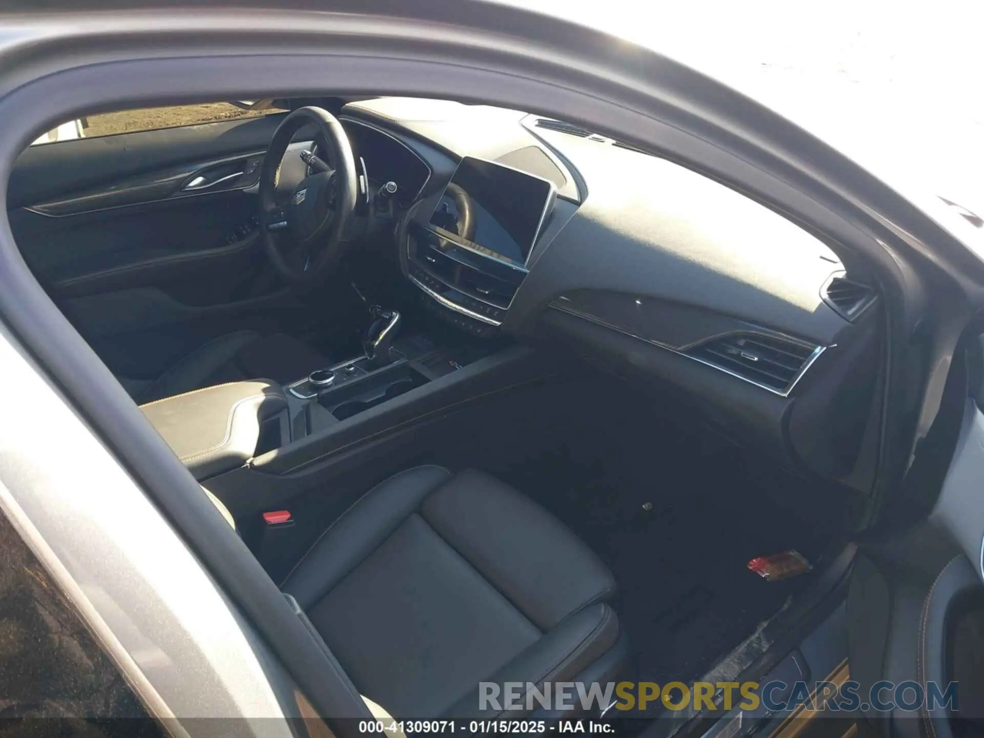 5 fotografías del automóvil dañado 1G6DV5RW2P0120256 CADILLAC CT5-V 2023