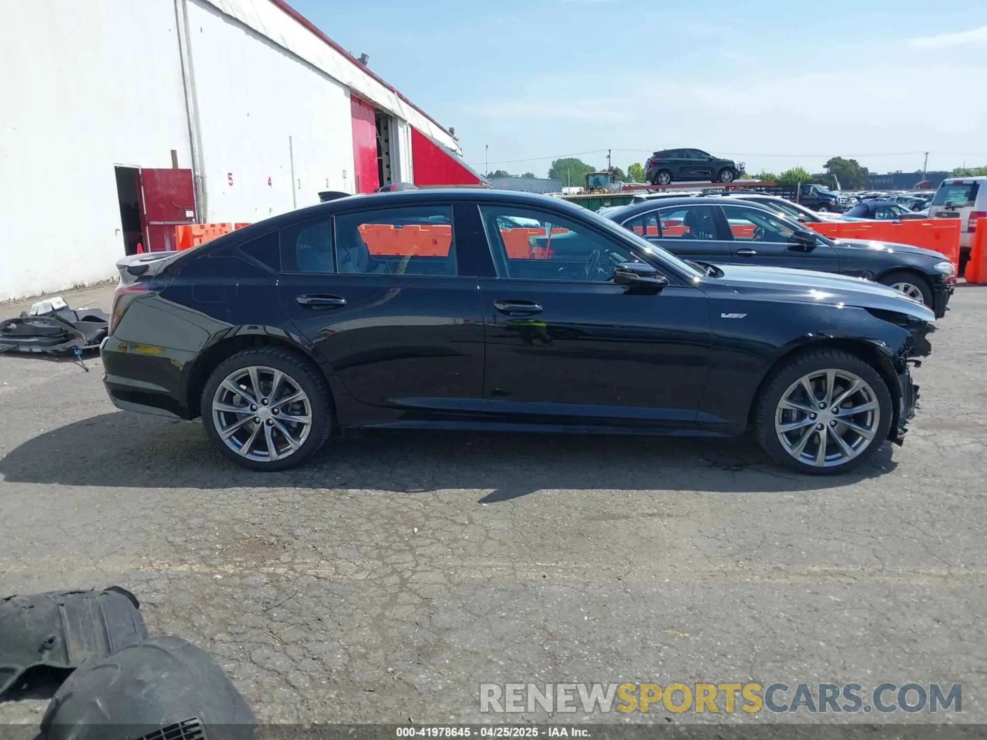 13 fotografías del automóvil dañado 1G6DV5RW7P0126232 CADILLAC CT5-V 2023