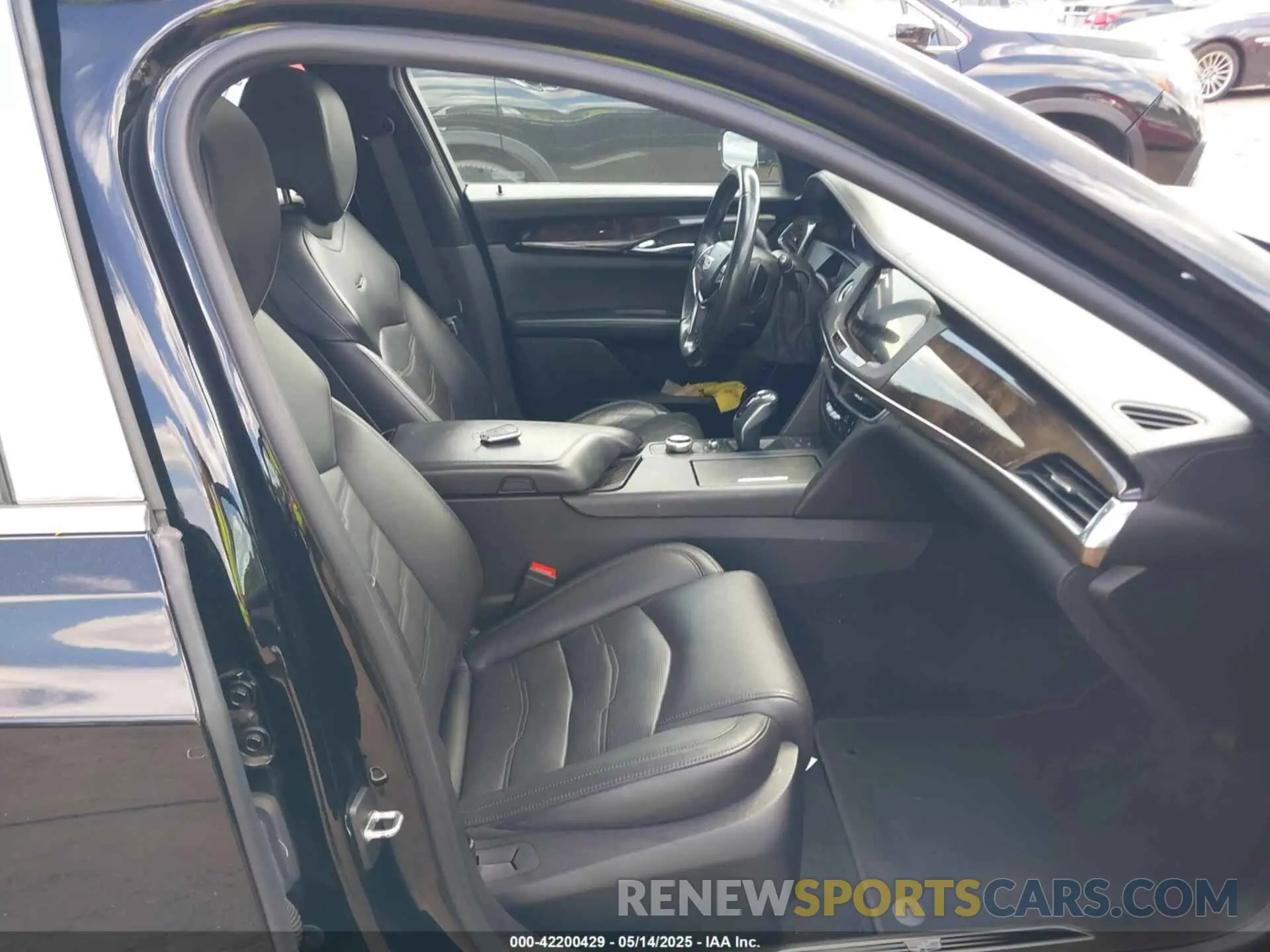 5 fotografías del automóvil dañado 1G6KD5RS3KU123885 CADILLAC CT6 2019