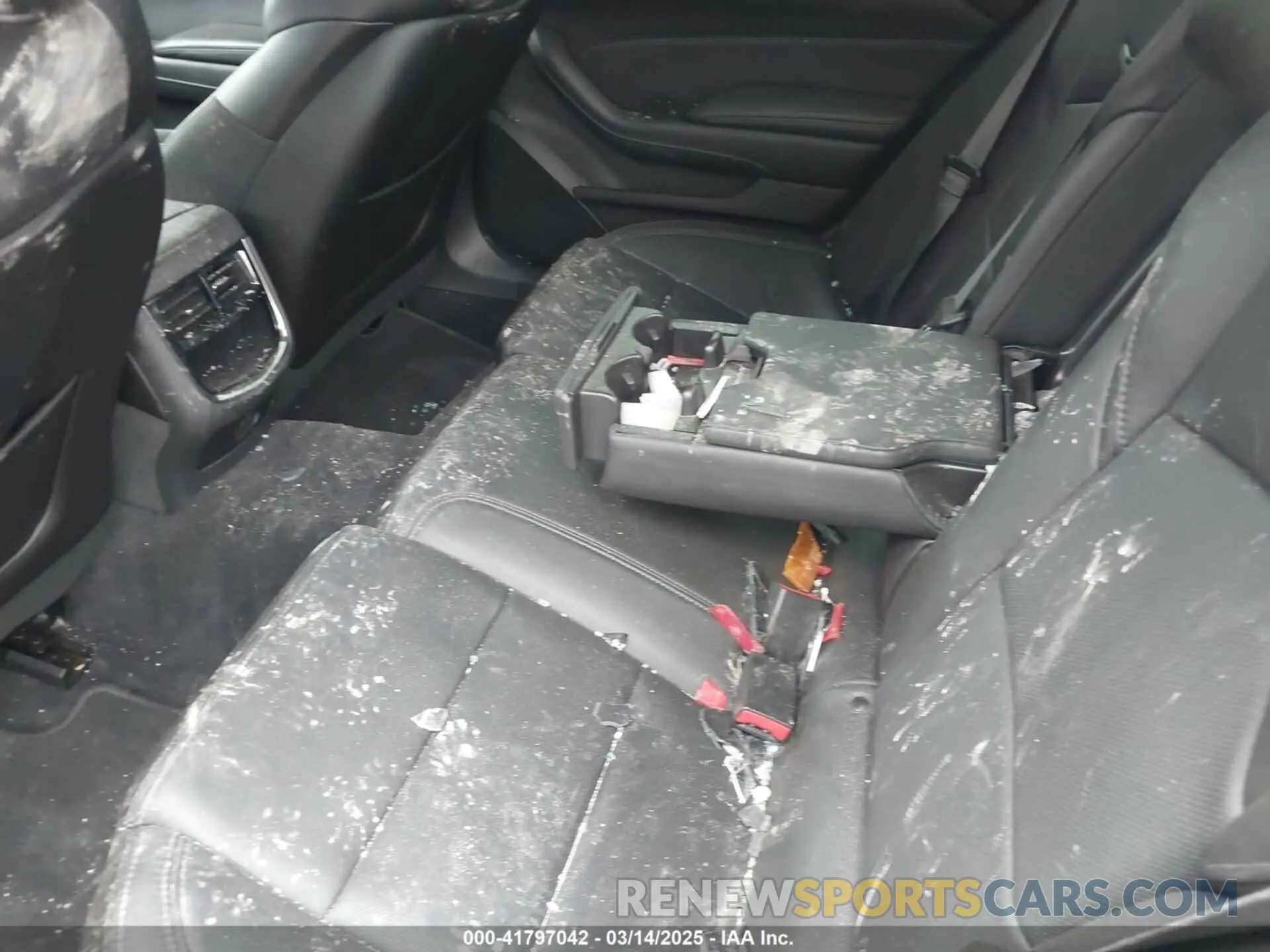 8 fotografías del automóvil dañado 1G6AU5S86K0137118 CADILLAC CTS 2019