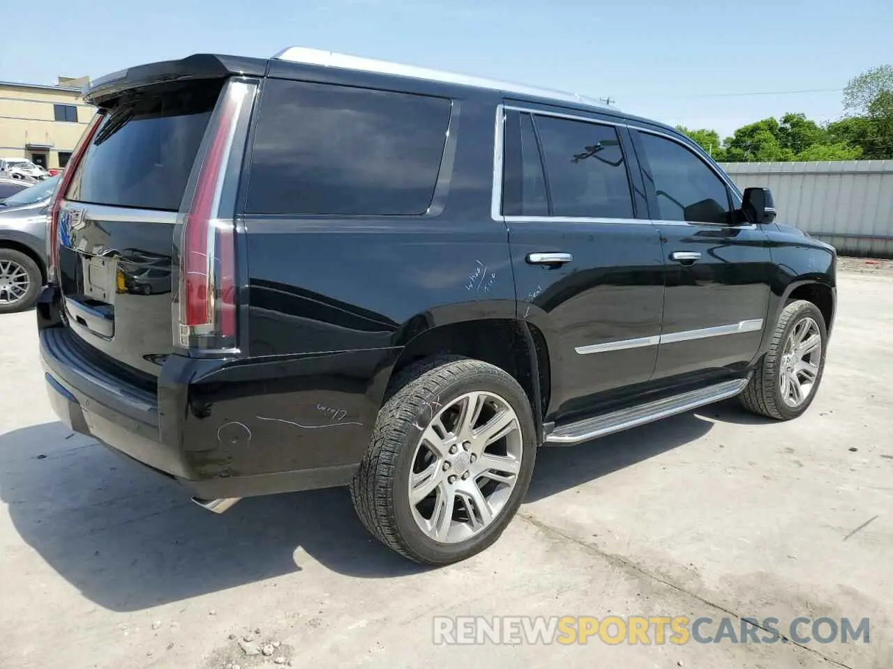 3 fotografías del automóvil dañado 1GYS3BKJ5KR172213 CADILLAC ESCALADE 2019