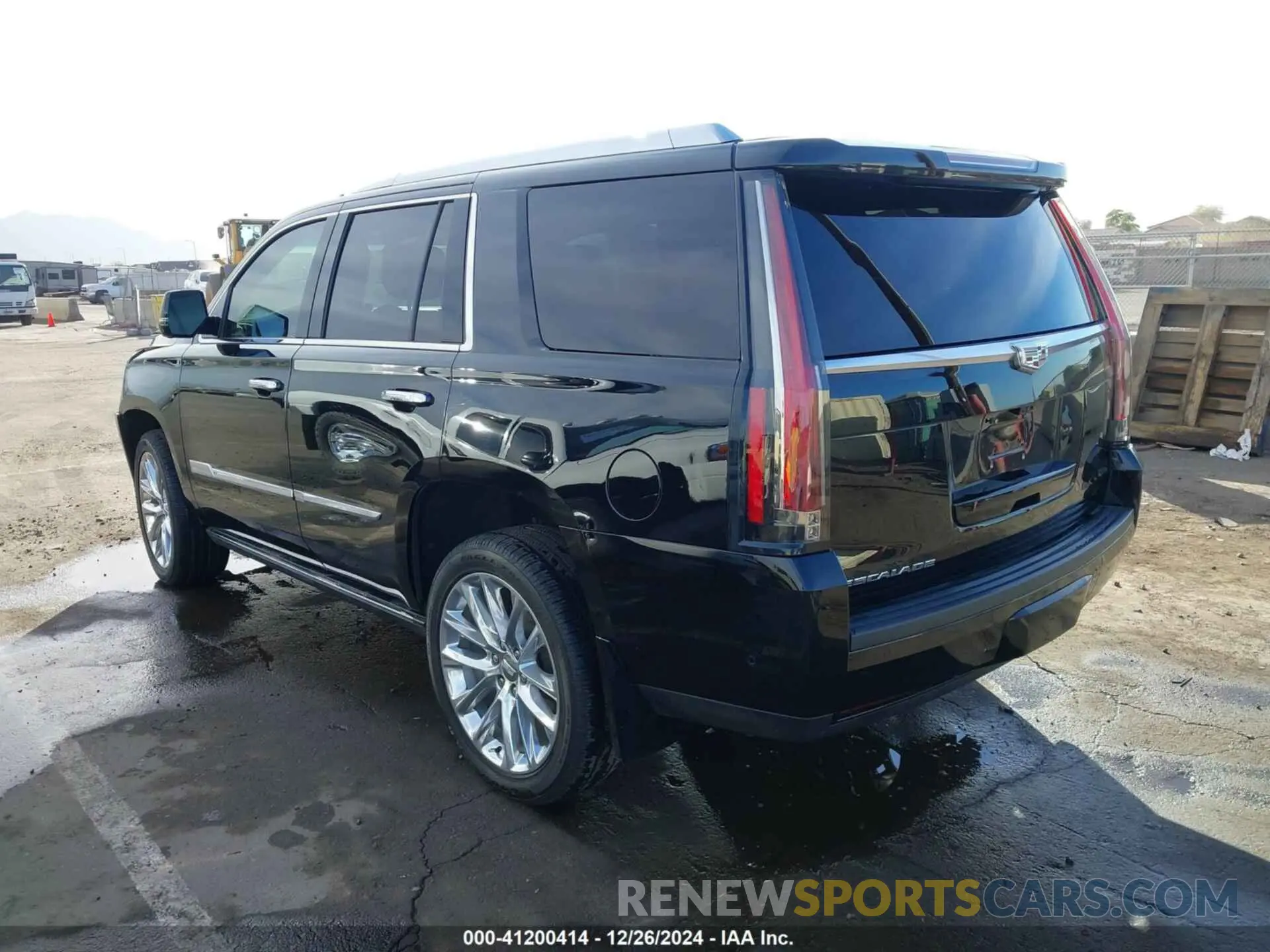 3 fotografías del automóvil dañado 1GYS3CKJXKR112935 CADILLAC ESCALADE 2019