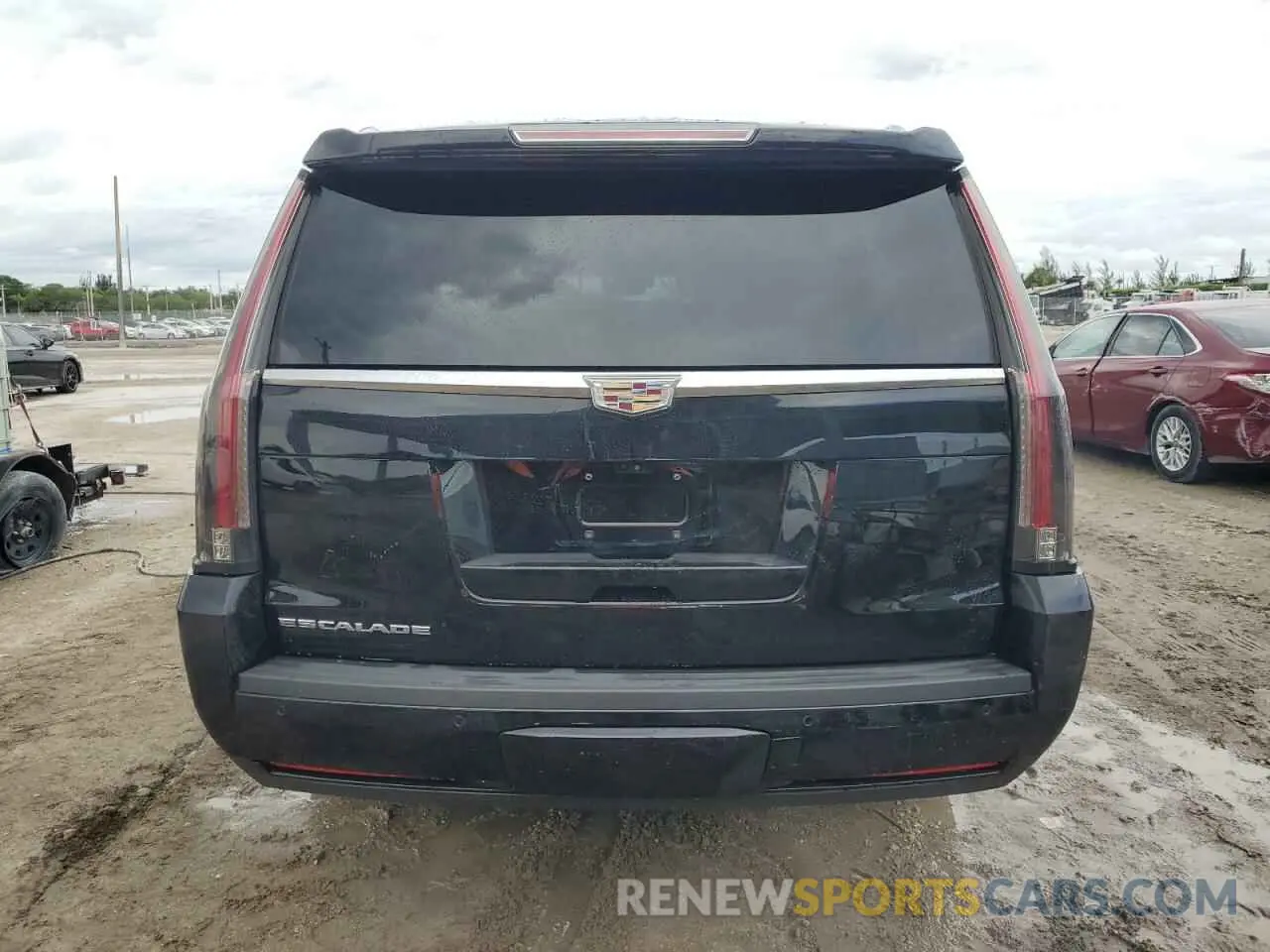6 fotografías del automóvil dañado 1GYS3HKJ1KR296238 CADILLAC ESCALADE 2019