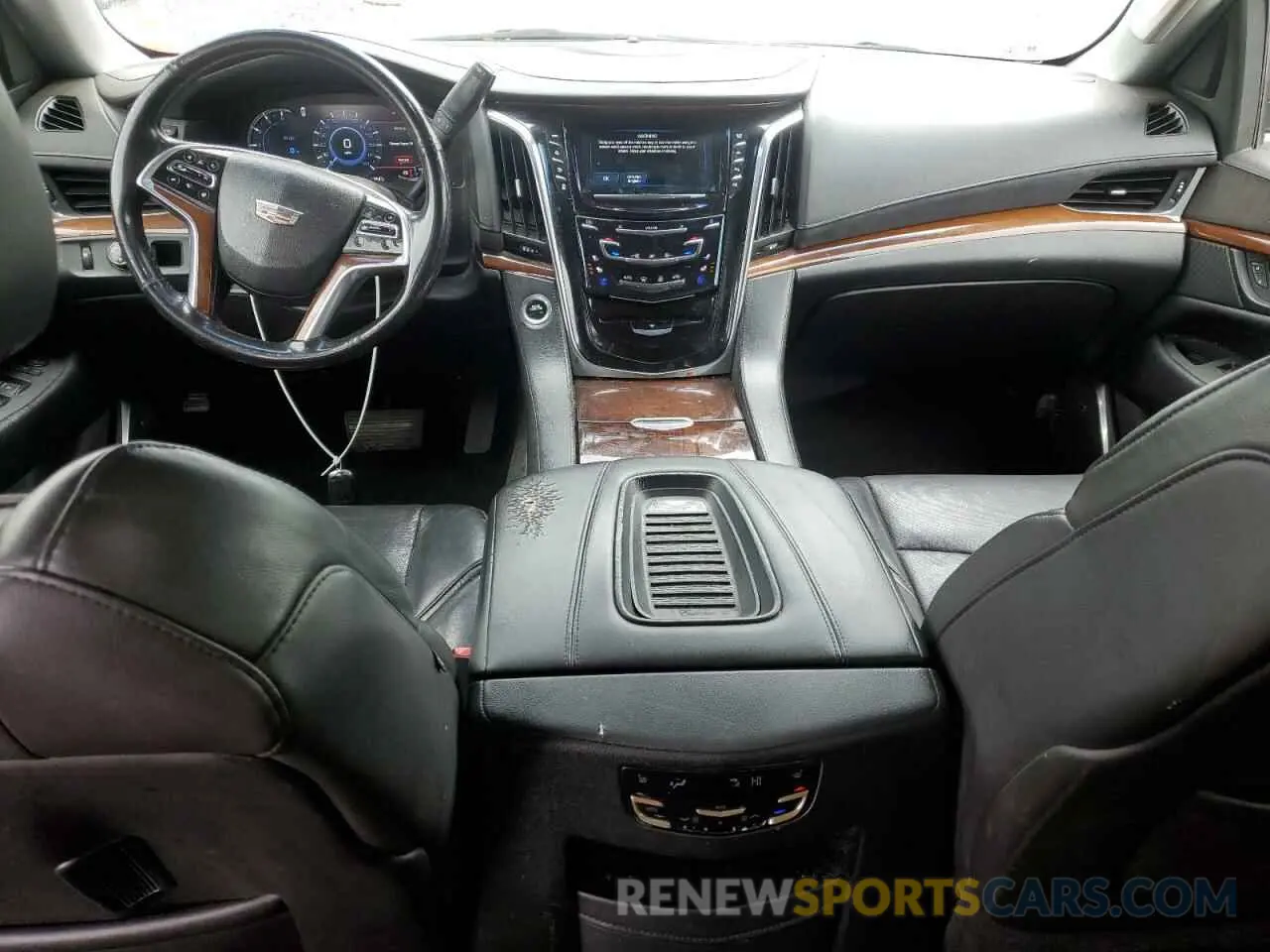 8 fotografías del automóvil dañado 1GYS3HKJ5KR134354 CADILLAC ESCALADE 2019