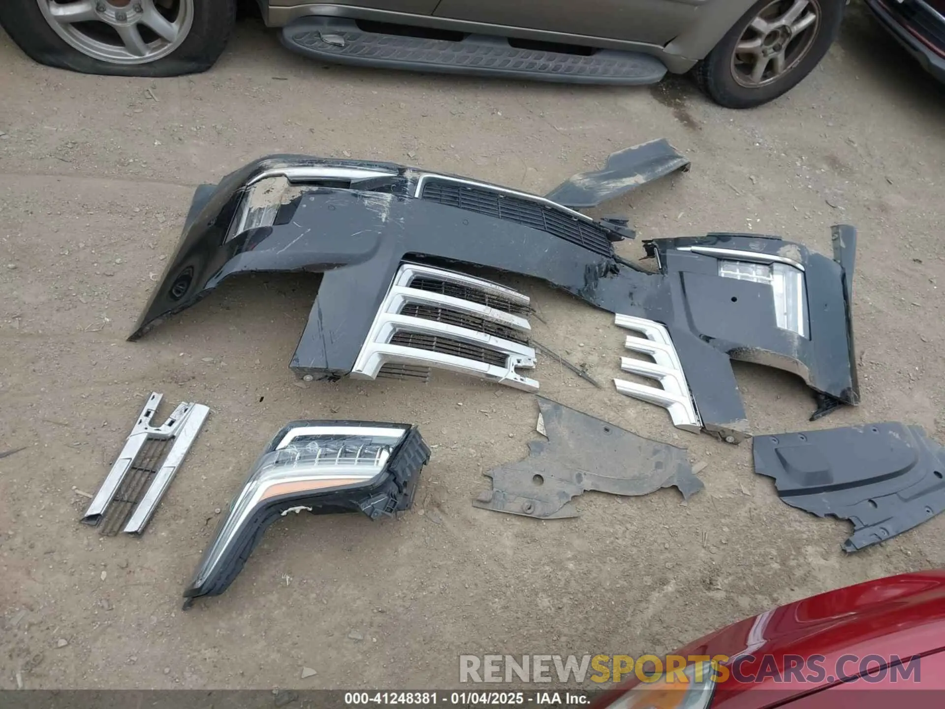 12 fotografías del automóvil dañado 1GYS4BKJ1KR176479 CADILLAC ESCALADE 2019