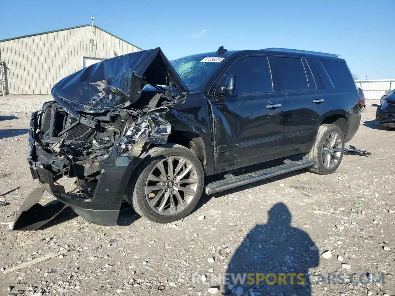 1 fotografías del automóvil dañado 1GYS4CKJ2KR305030 CADILLAC ESCALADE 2019