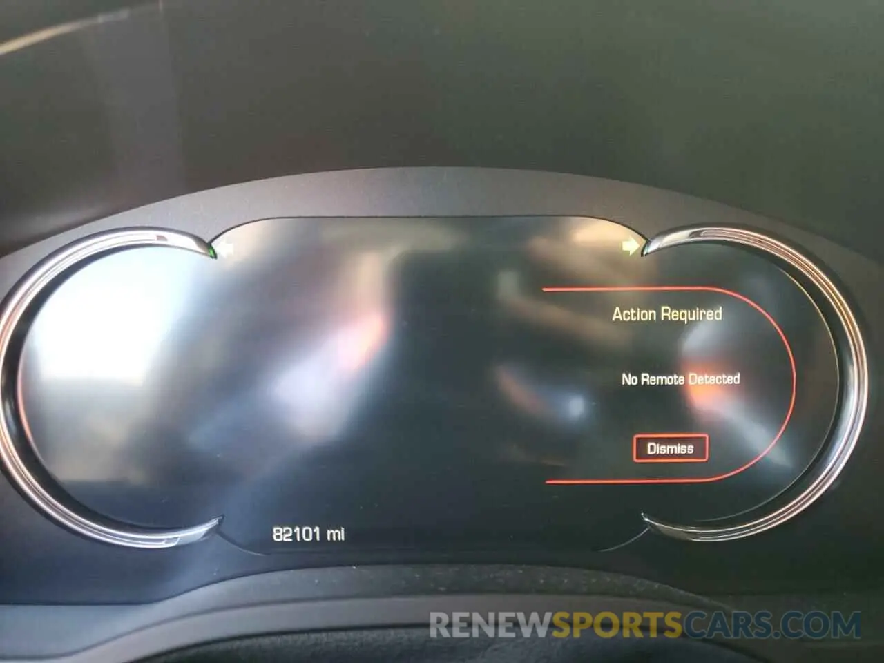 9 fotografías del automóvil dañado 1GYS4CKJ2KR305030 CADILLAC ESCALADE 2019