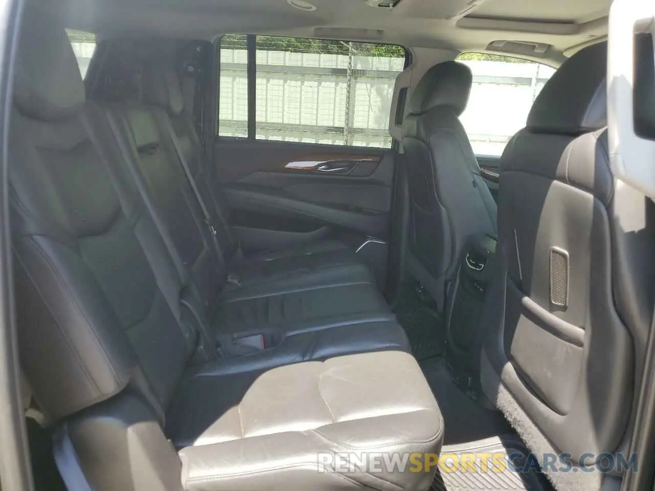 11 fotografías del automóvil dañado 1GYS4JKJ3KR300522 CADILLAC ESCALADE 2019
